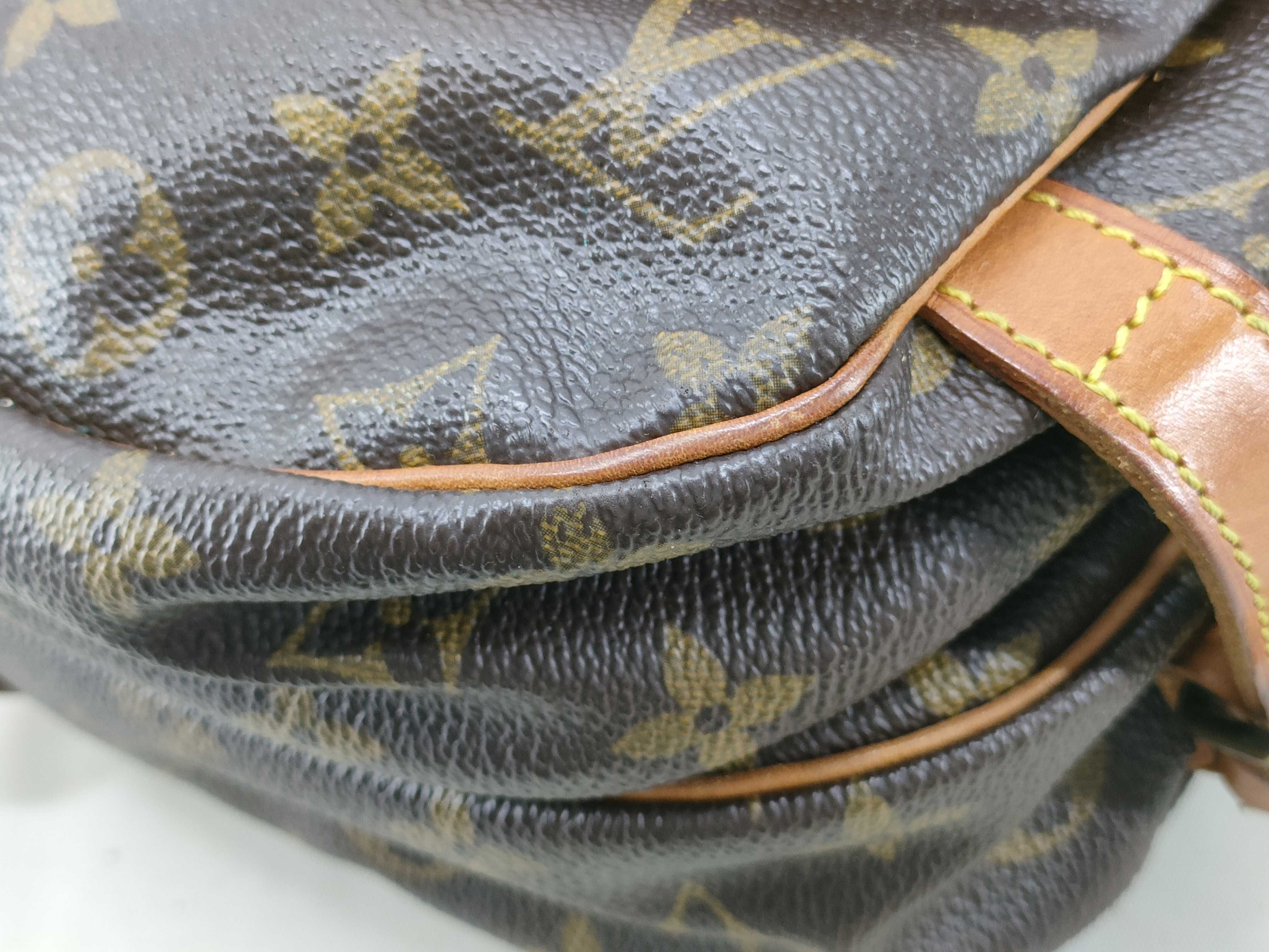 Monogram Saumur 30 AR8904 Shoulder Bag — view 4