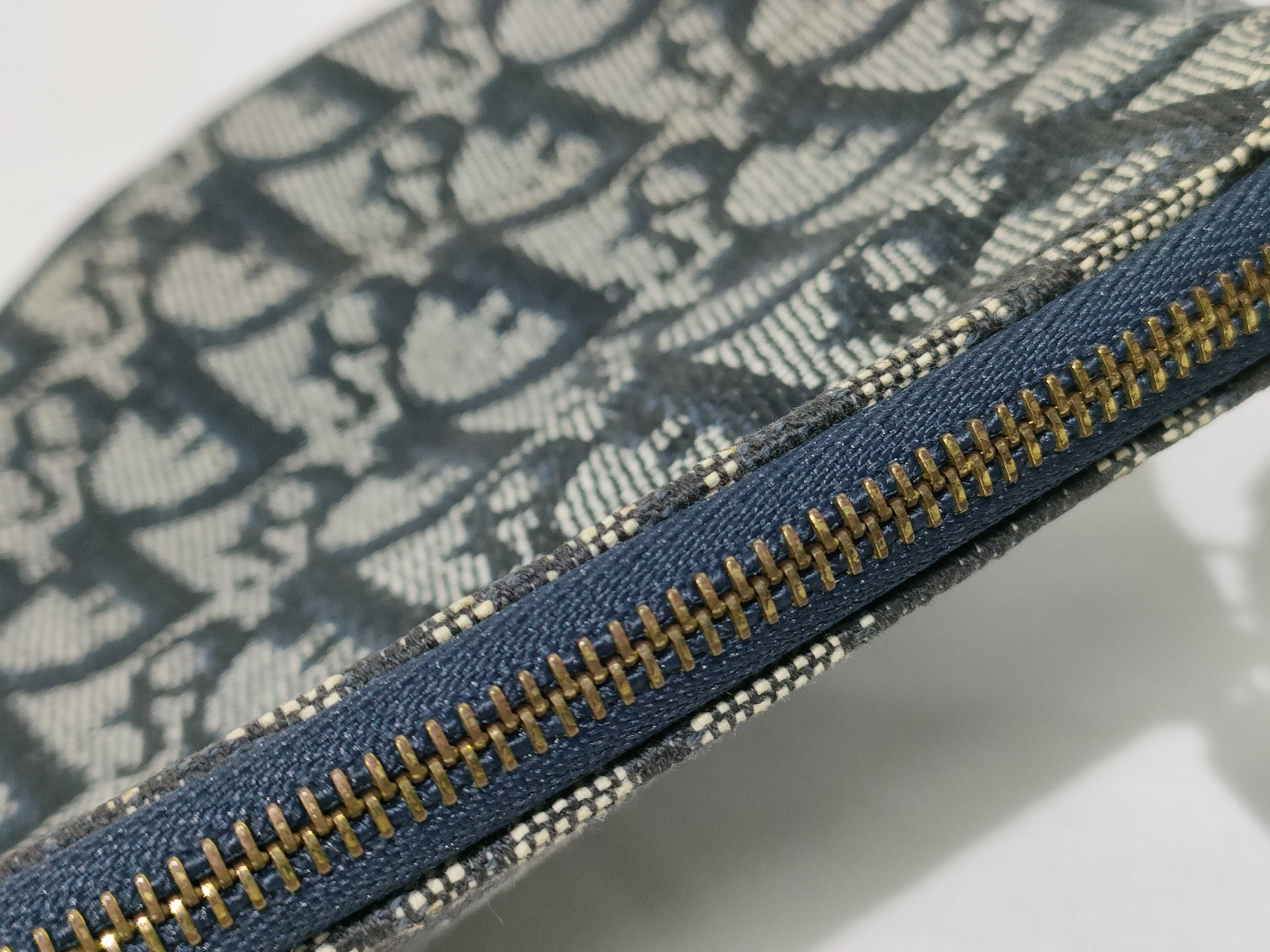Trotter Christian Handbag — view 8
