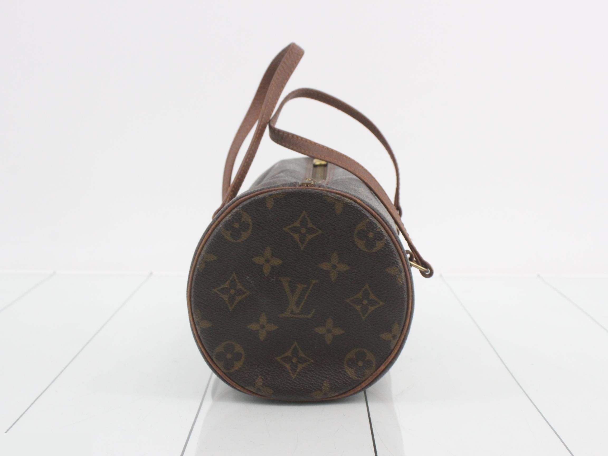 LV Monogram Papillon 26 No. 1919 — view 3