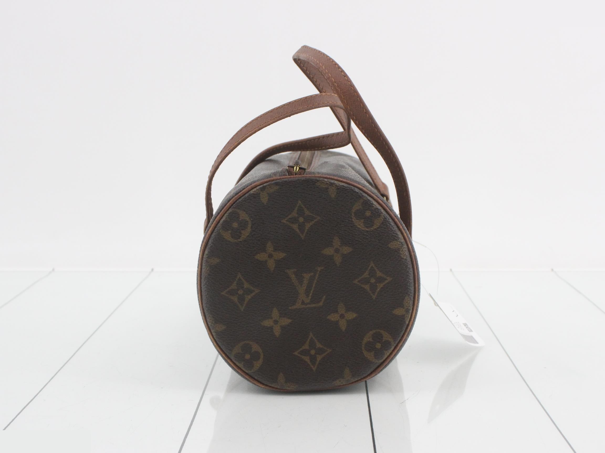LV Monogram Papillon 26 No. 1919 — view 4