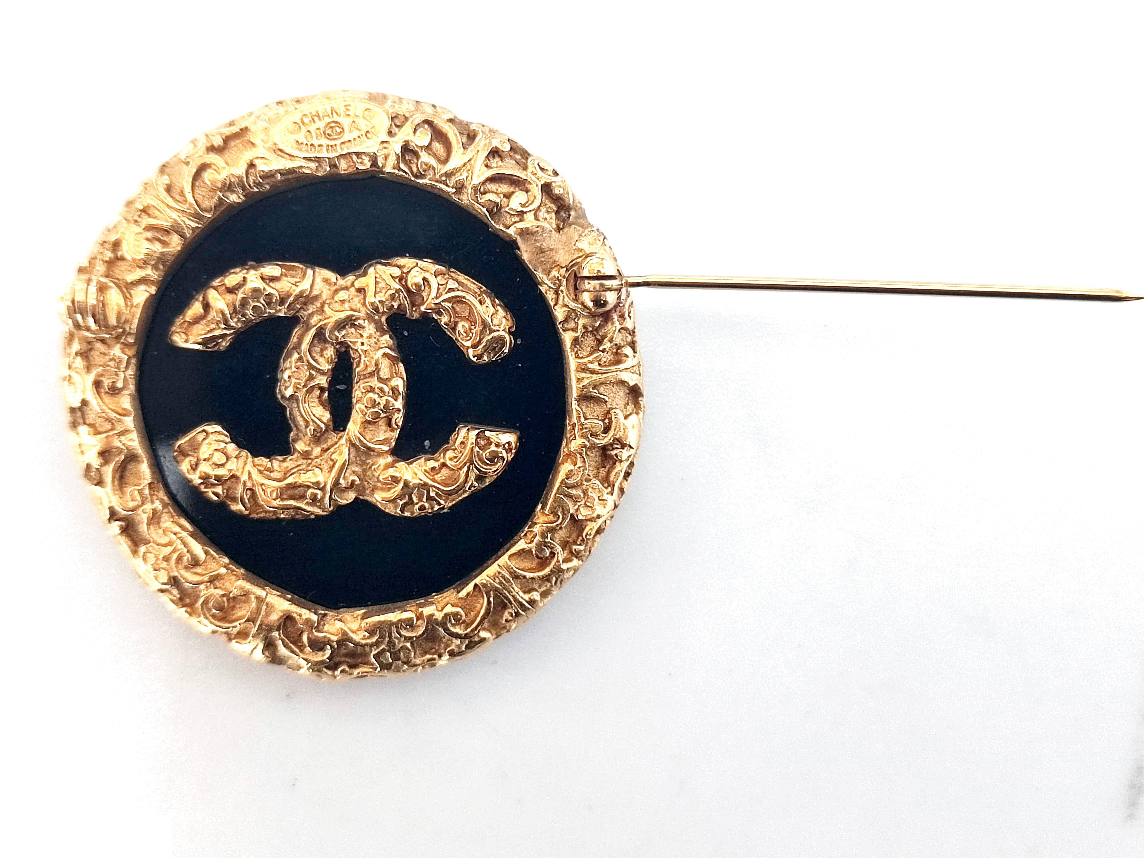 Cocomark Lava Black Circle Brooch 93A — view 5
