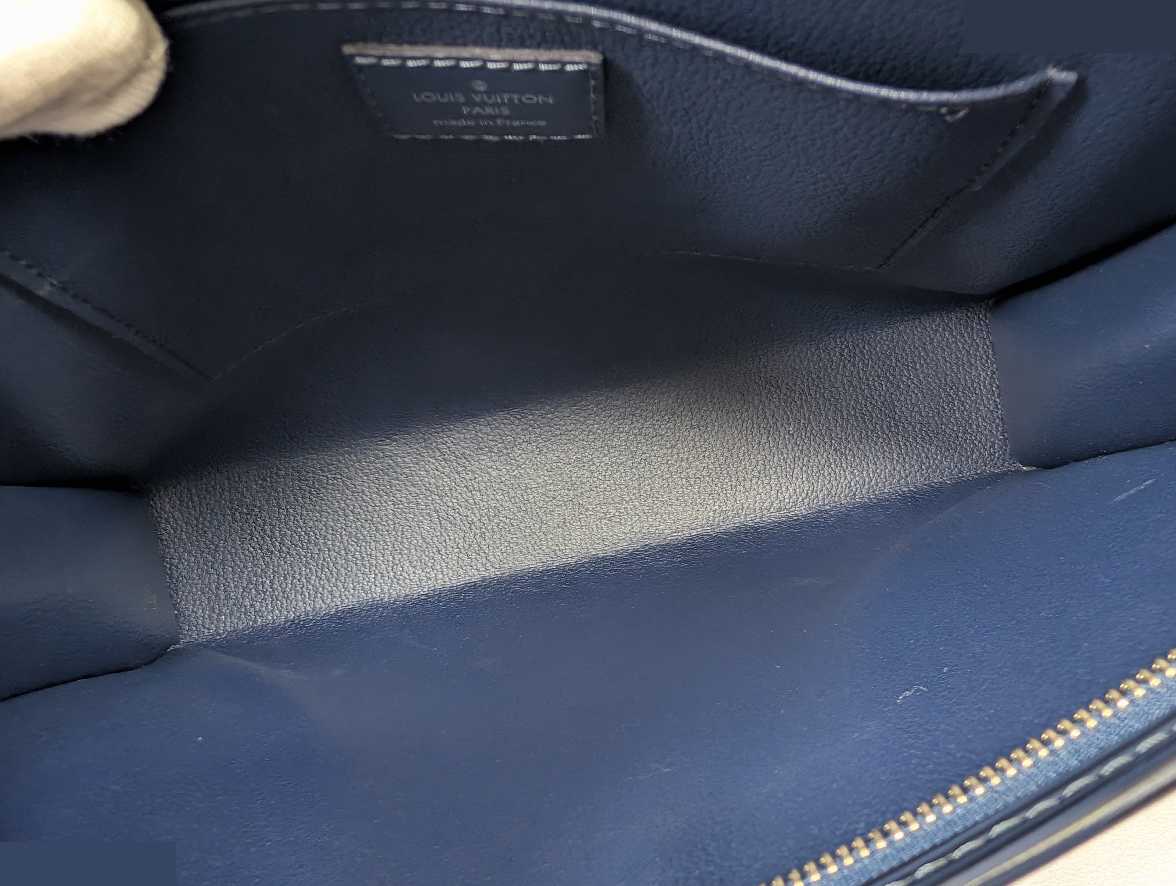 Poche Toilette 26 Indigo Blue M41367 — view 5