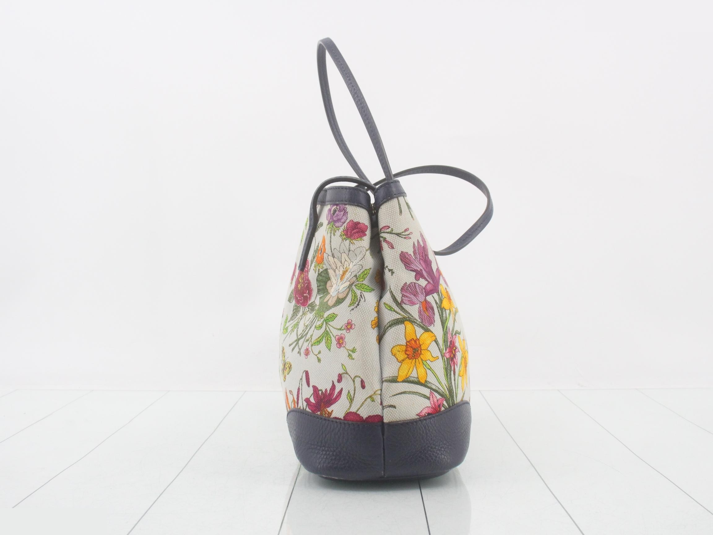 Flora One-Shoulder Bag (Handbag) — view 3