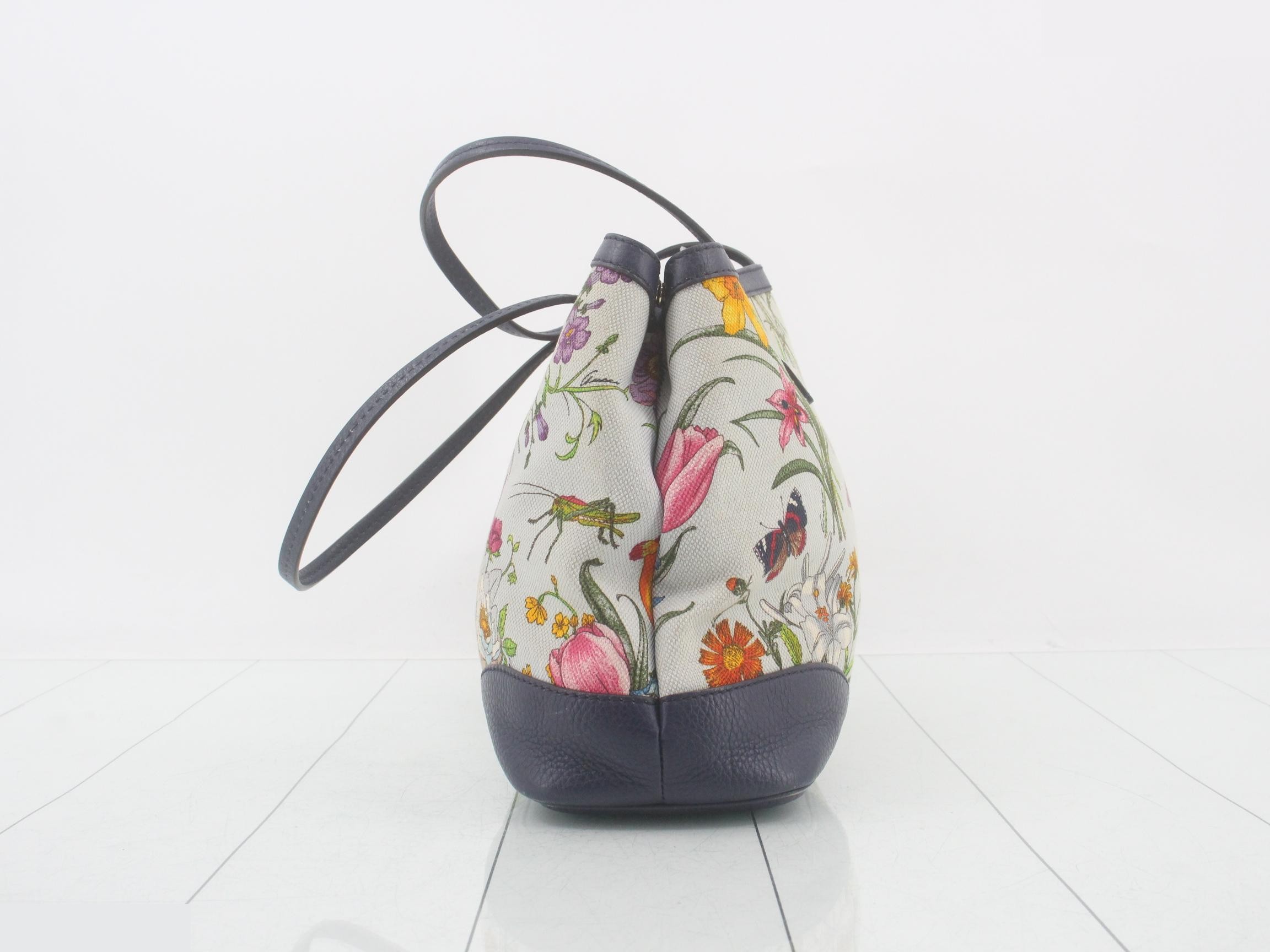 Flora One-Shoulder Bag (Handbag) — view 4