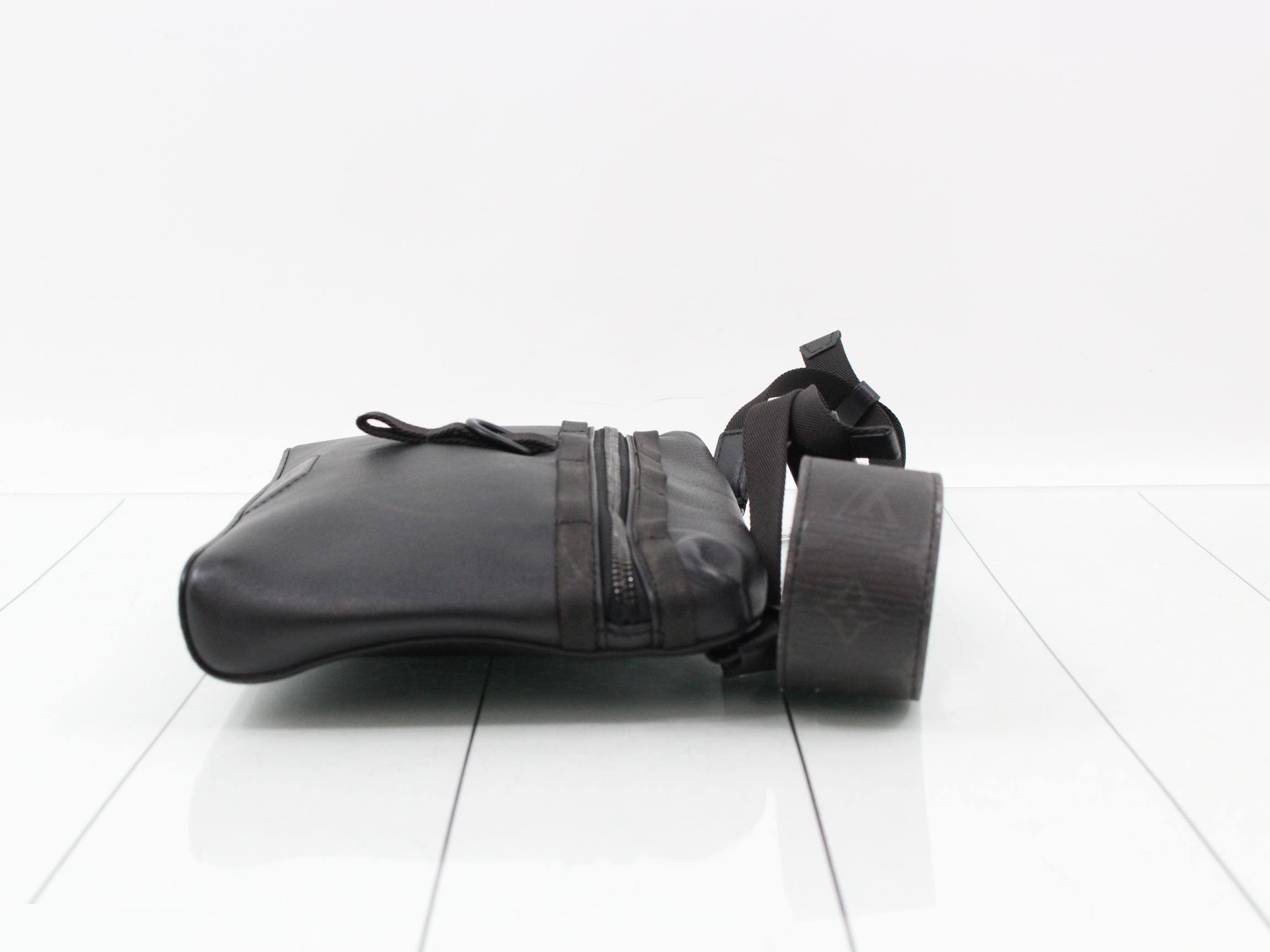 waist bag — view 3