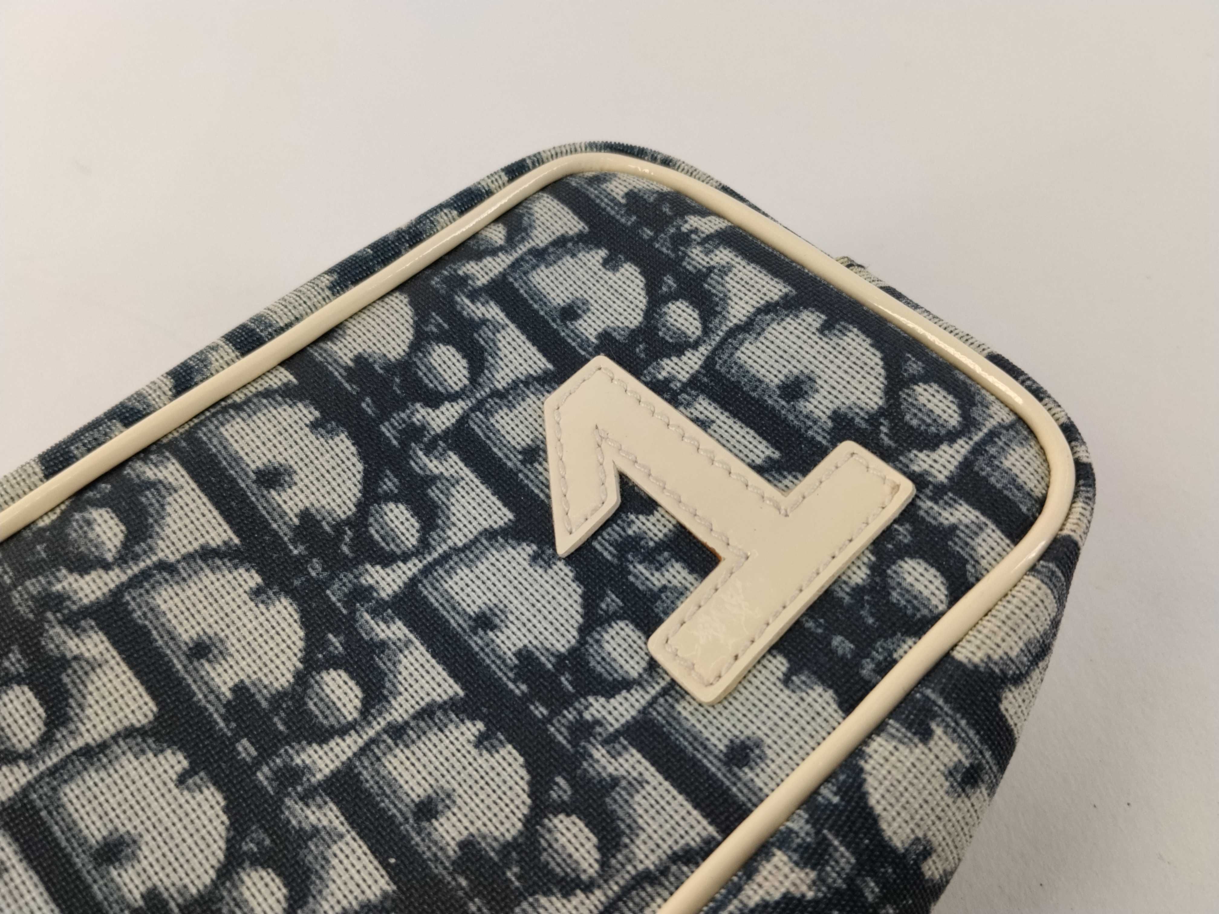 Trotter Pouch No. 1 Pouch — view 10