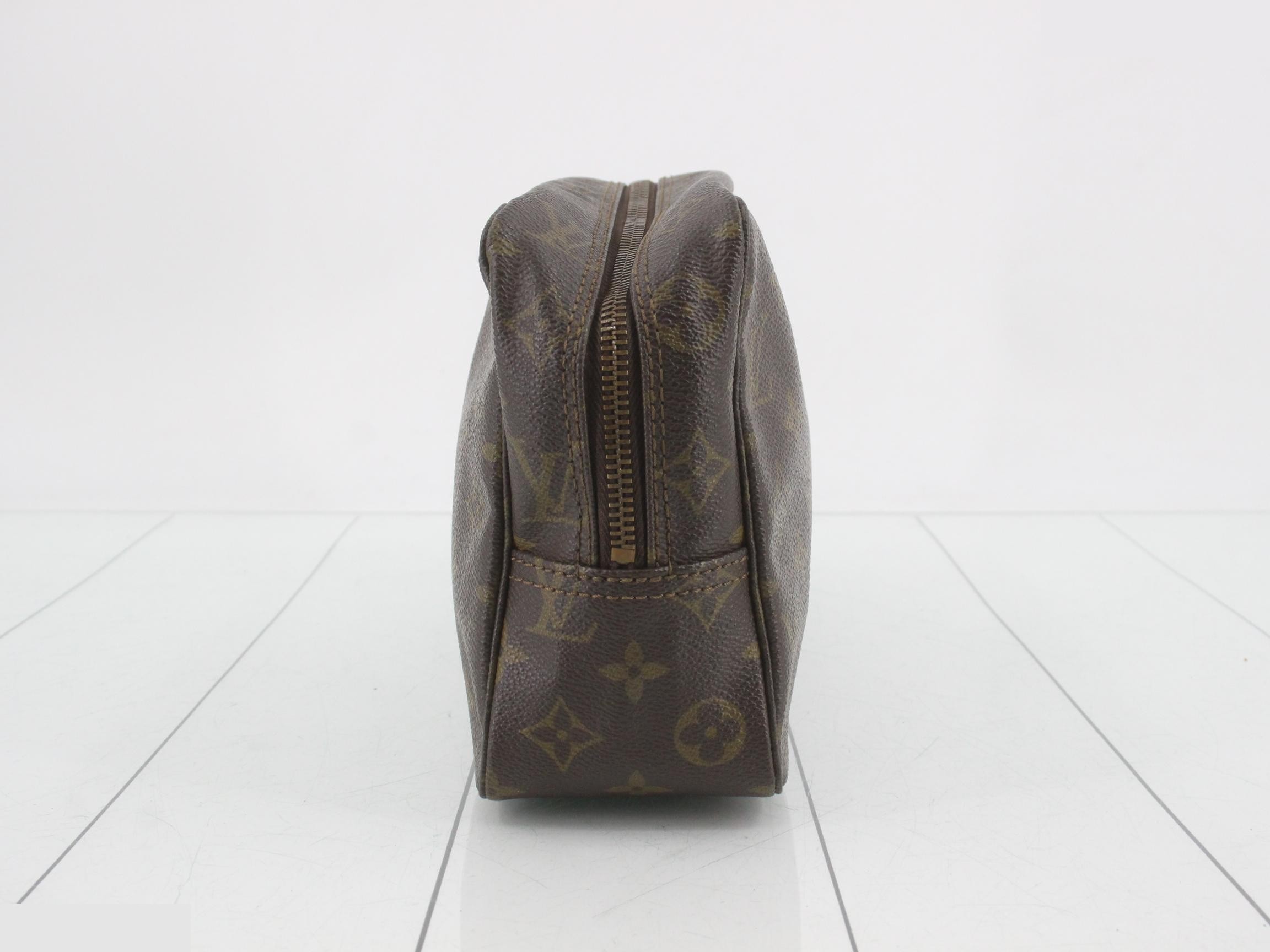 Trousses Toilette 28 Monogram M47522 — view 3