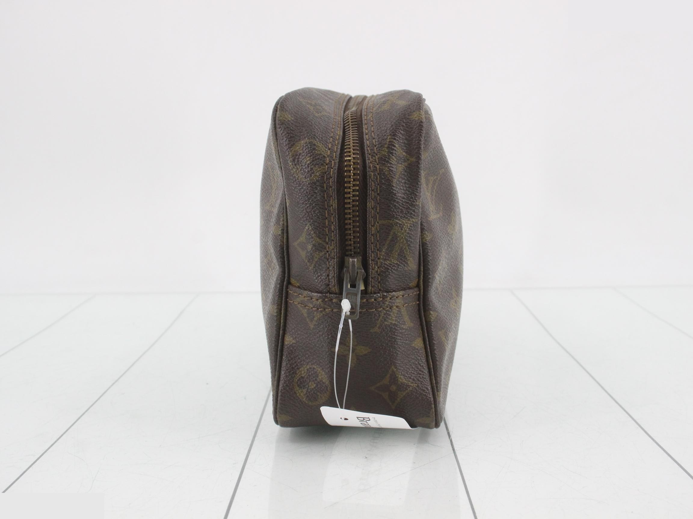 Trousses Toilette 28 Monogram M47522 — view 4