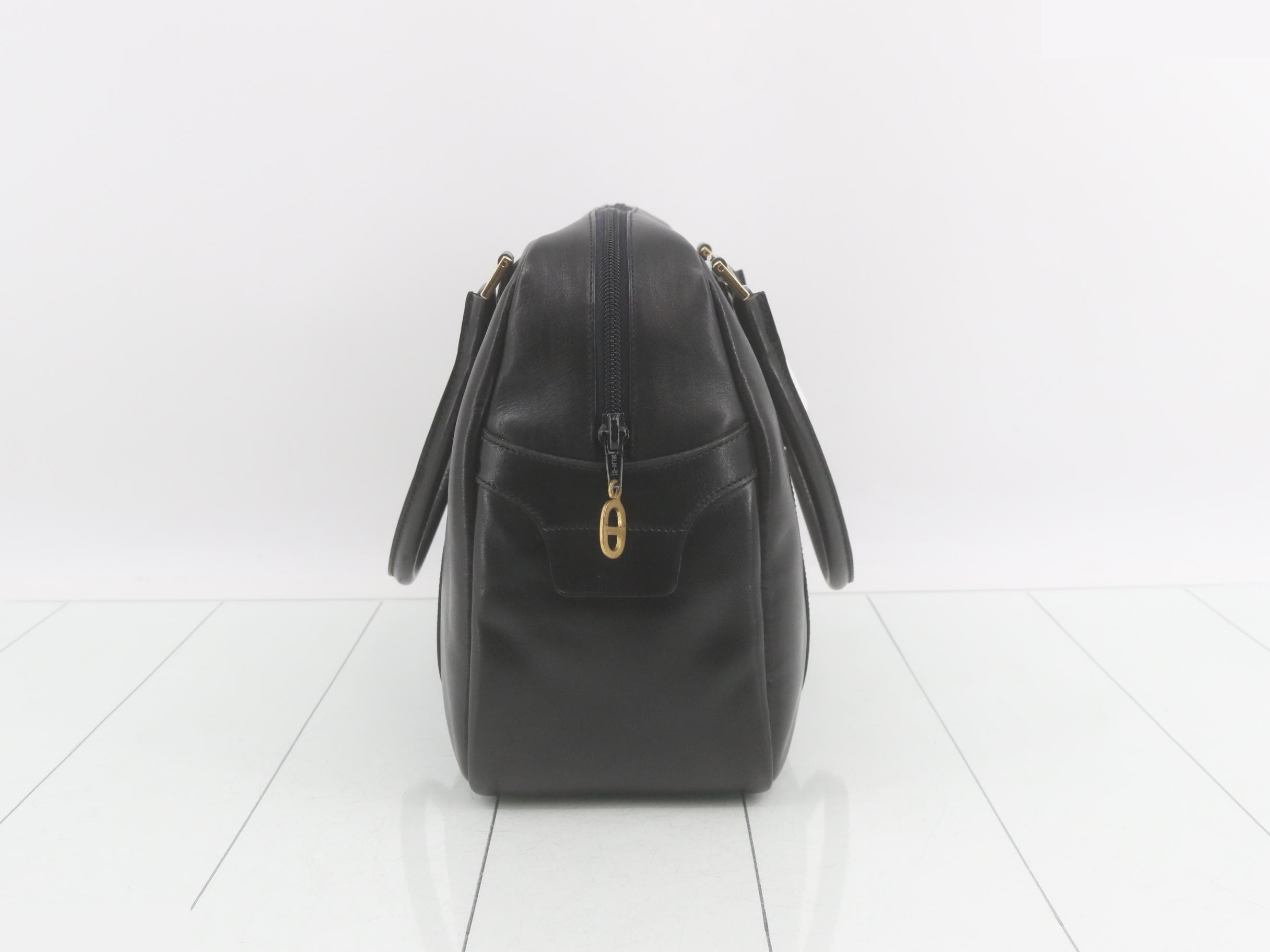 handbag — view 4