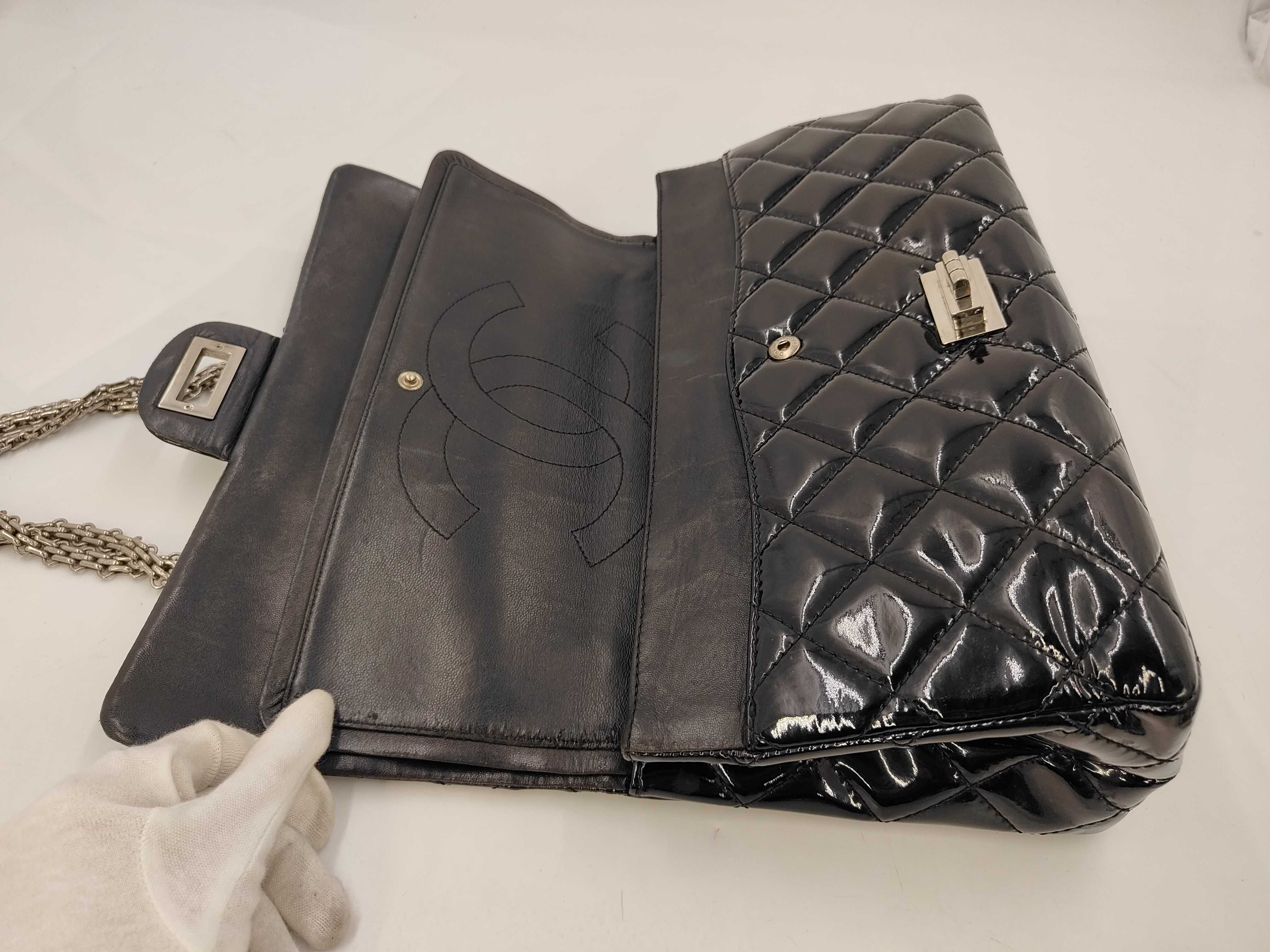 2.55 Patent Shoulder Bag — view 10