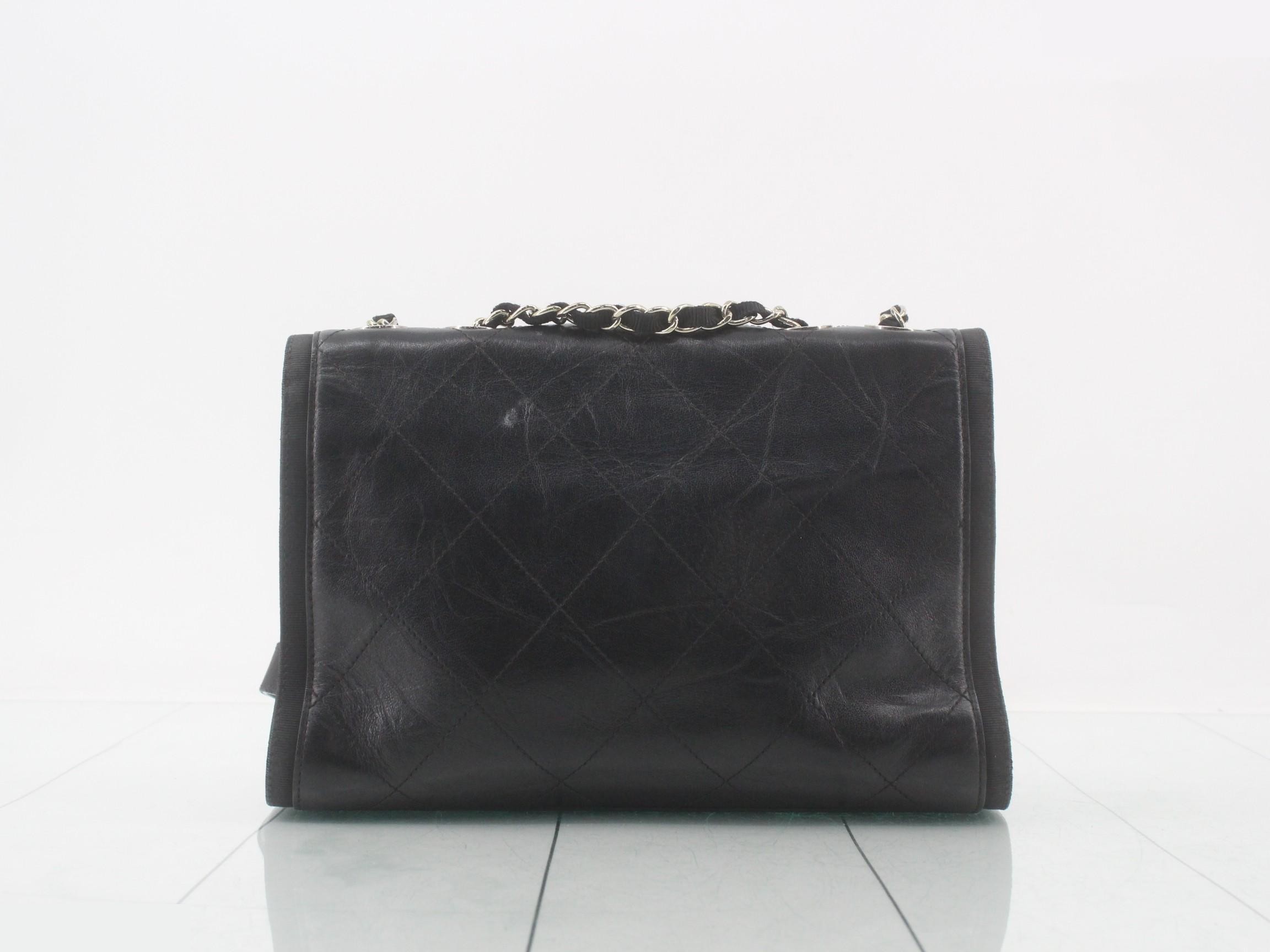 Matelassé (bag) - Shoulder bag — view 2