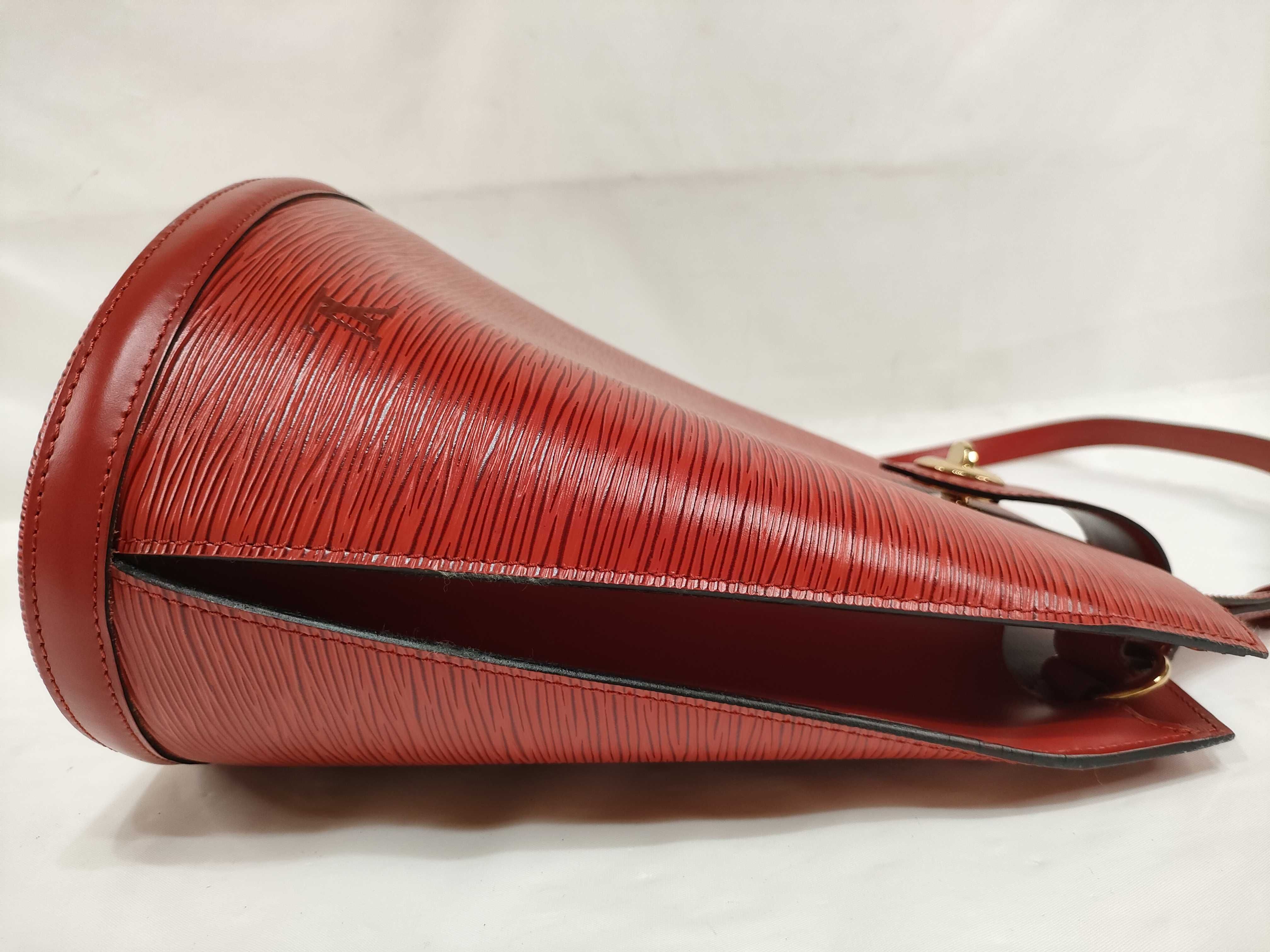 Epi Leather Cluny Red Shoulder Bag — view 6