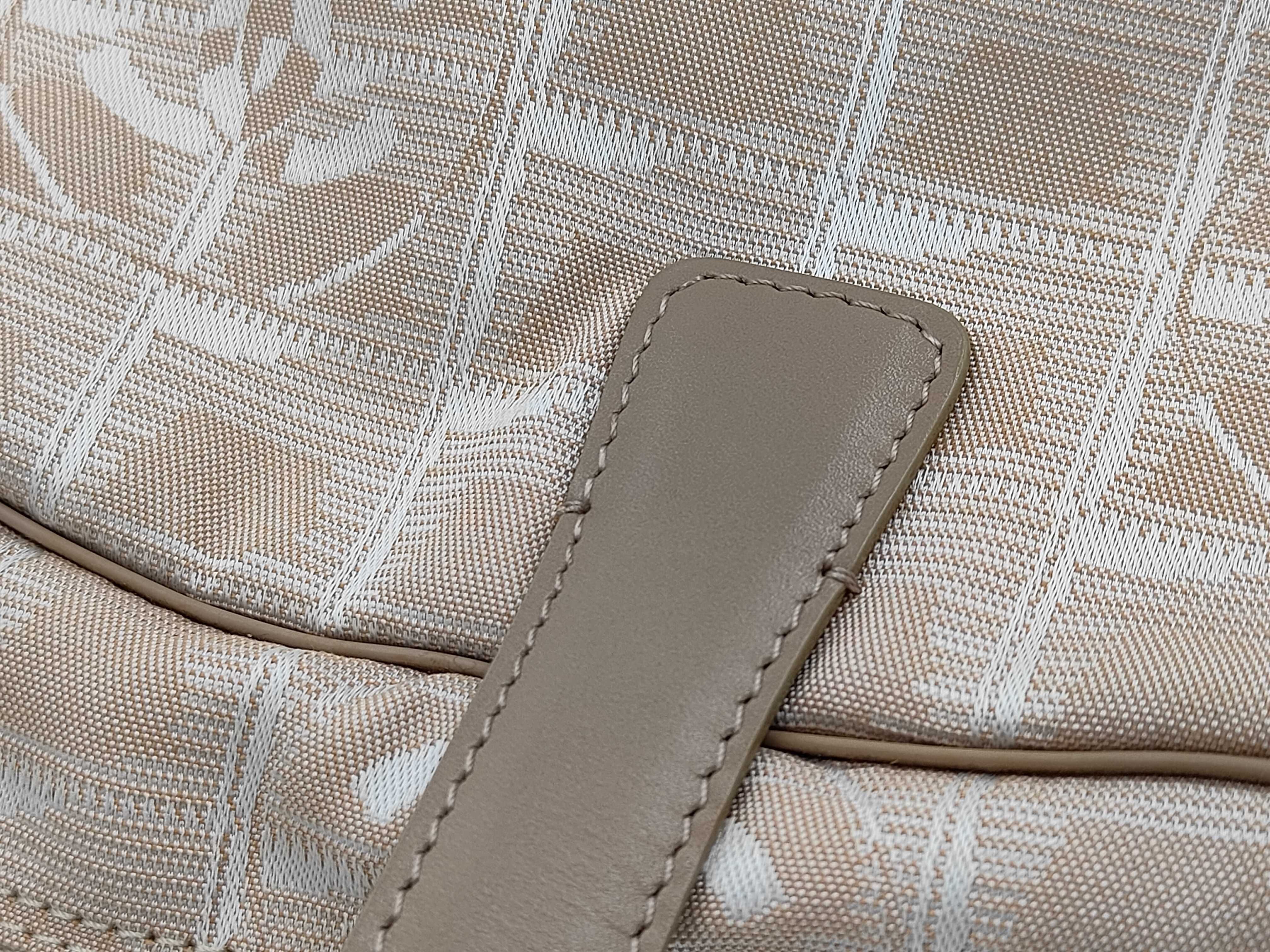 New Travel Line Handbag — view 4