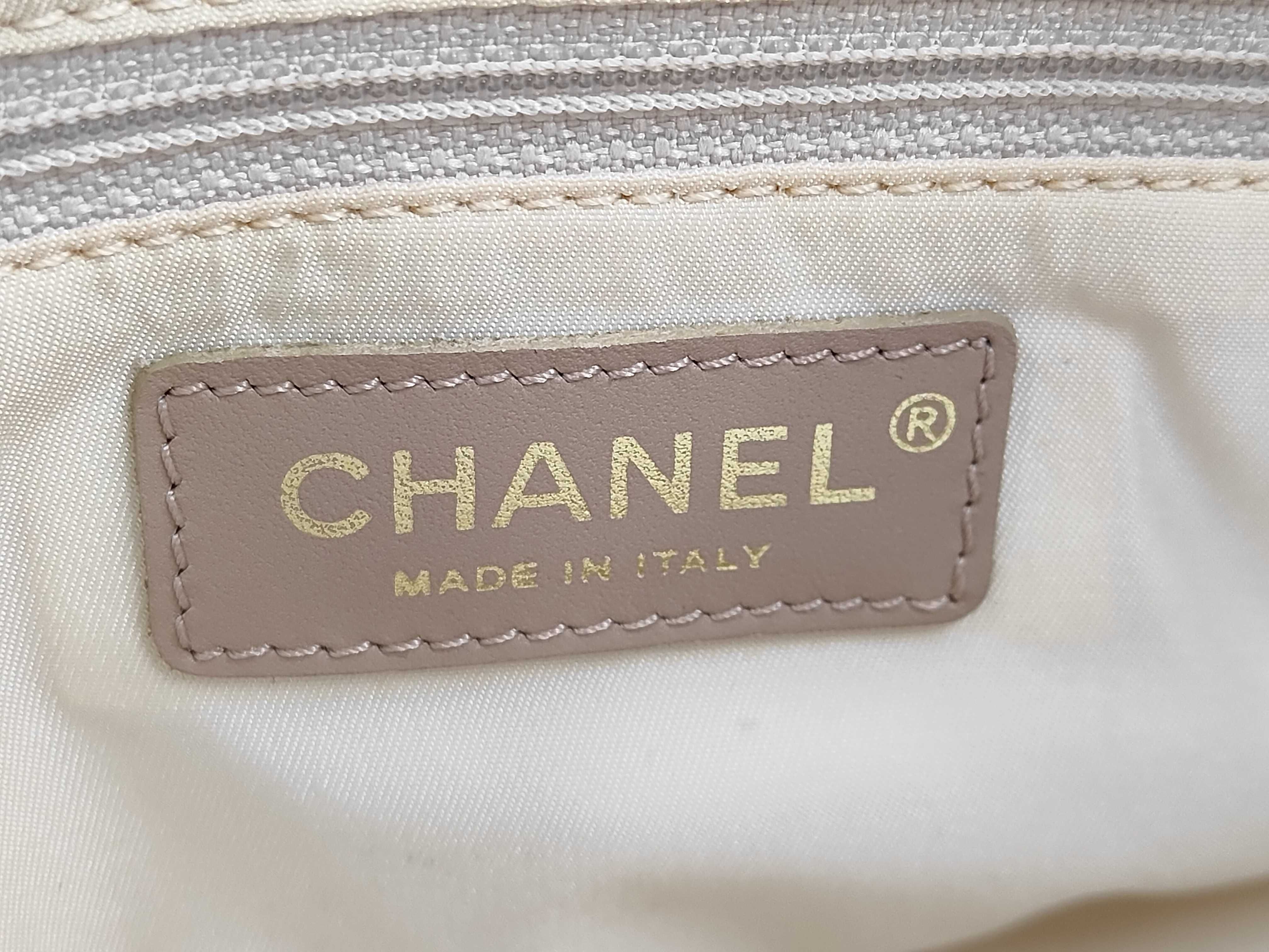 New Travel Line Handbag — view 9