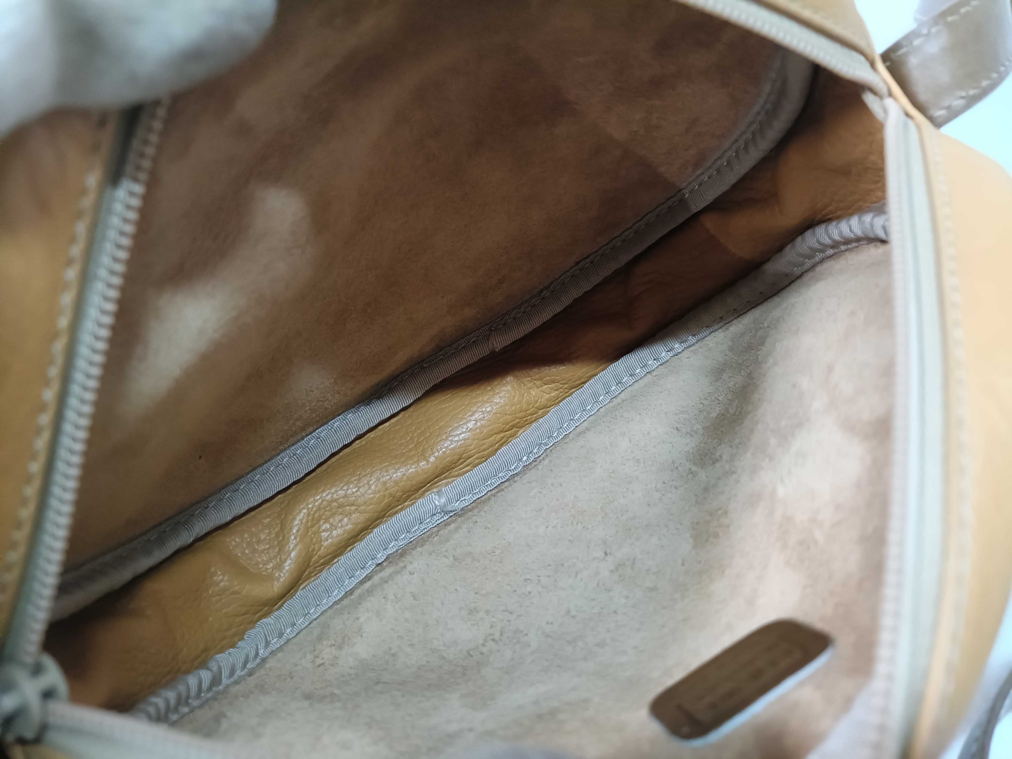 Anagram Shoulder Round Shoulder Bag — view 11