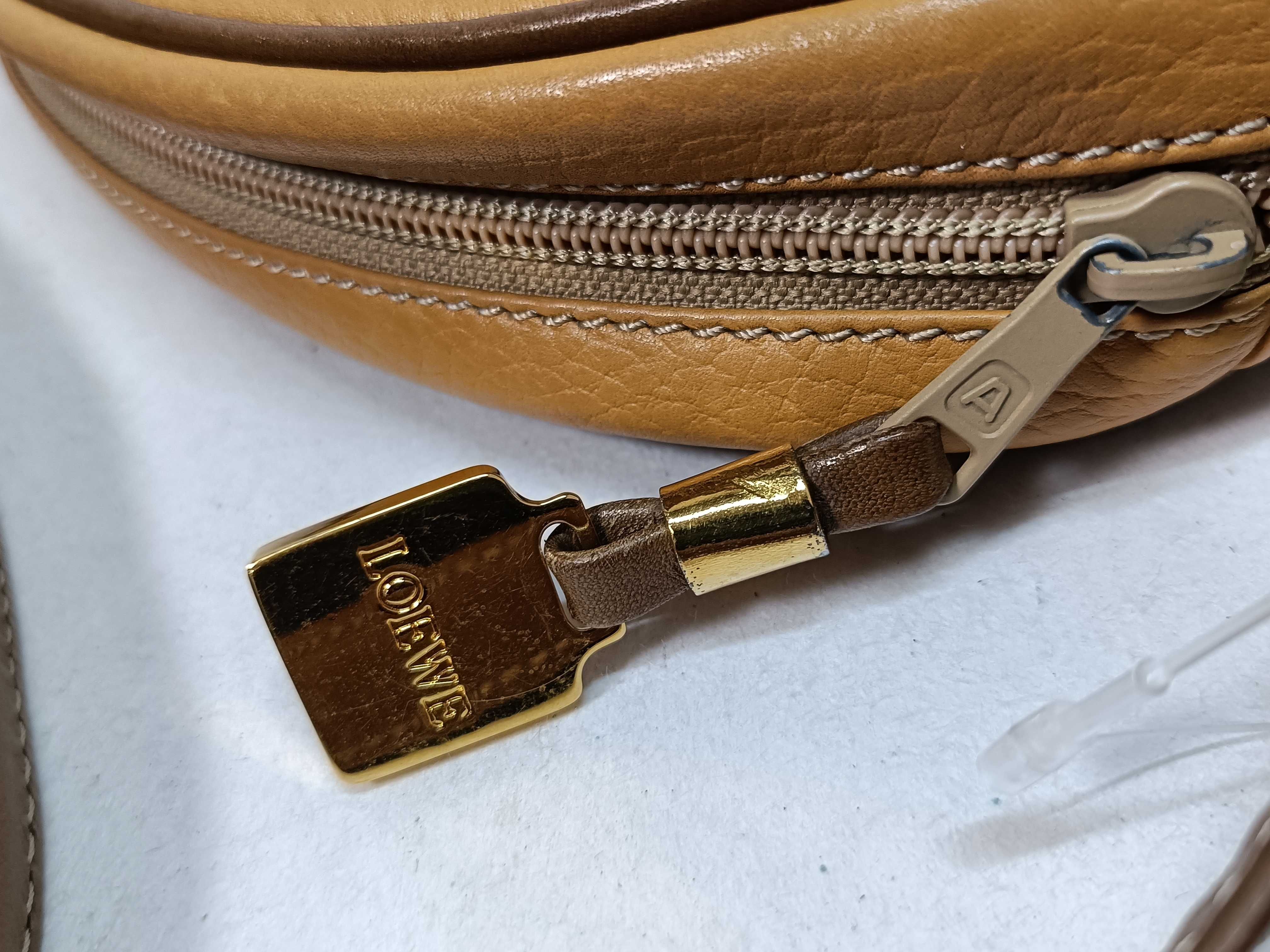 Anagram Shoulder Round Shoulder Bag — view 8