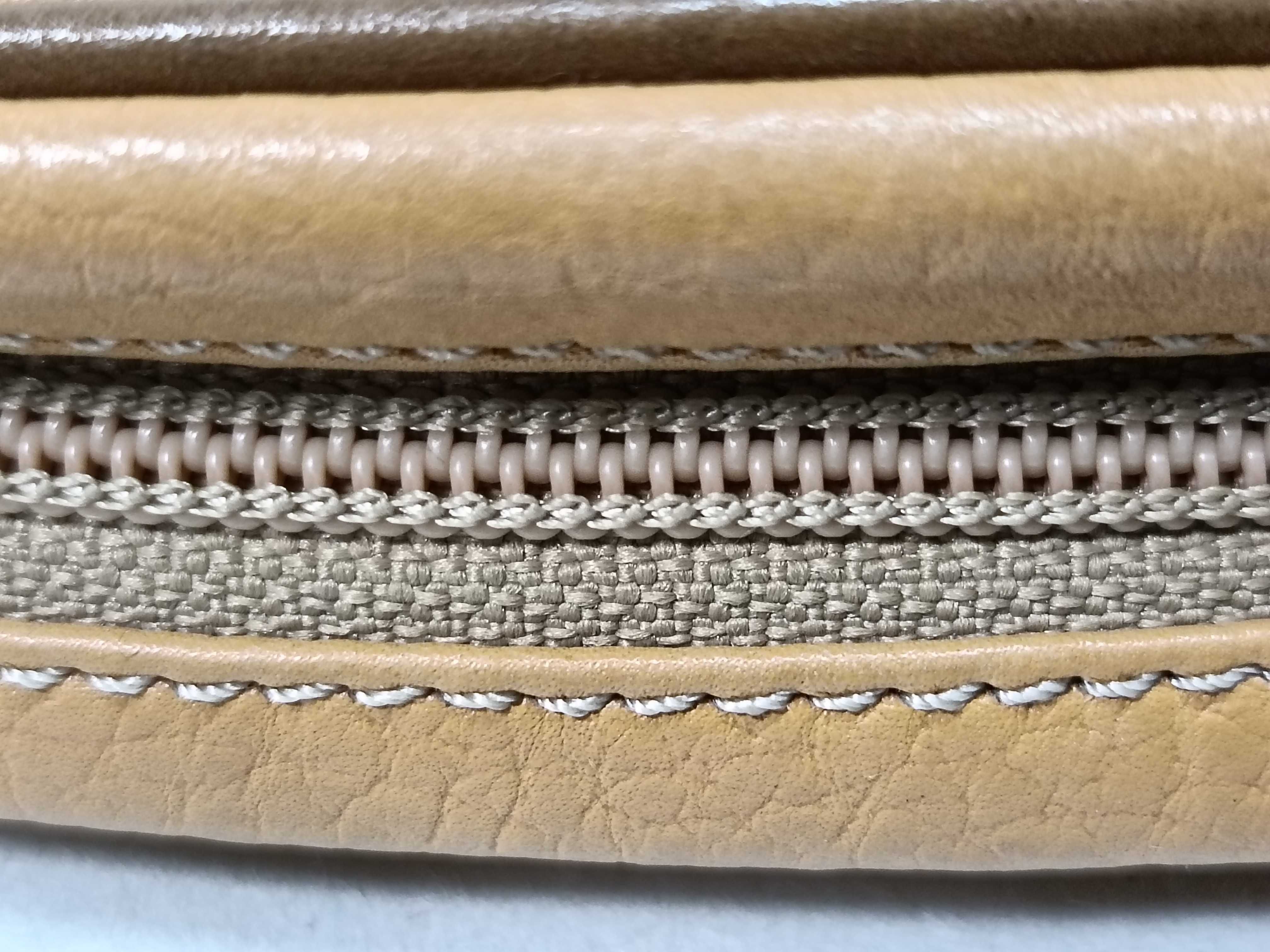 Anagram Shoulder Round Shoulder Bag — view 9
