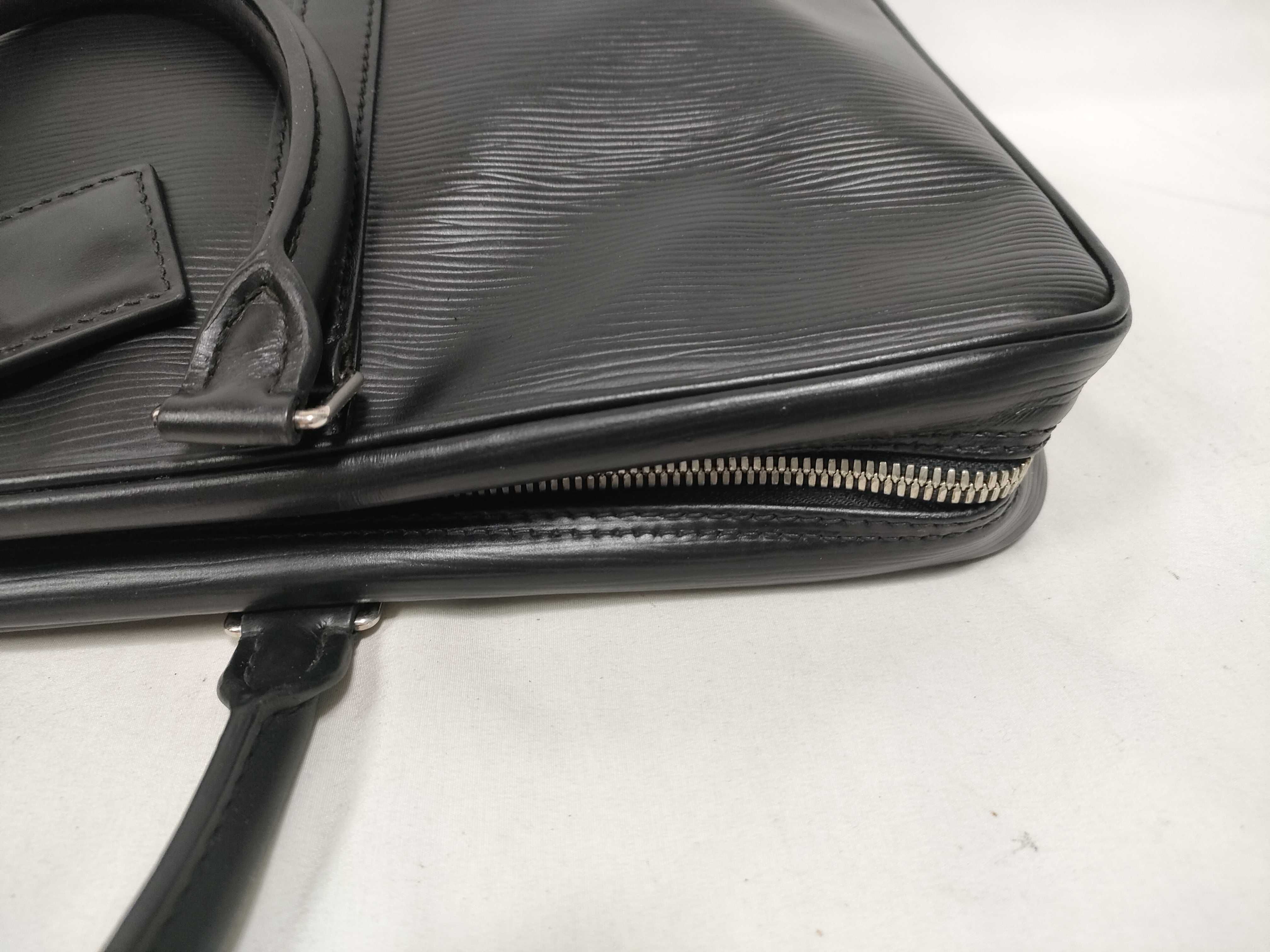 Epi Louis Vuitton Epi Business Bag — view 10