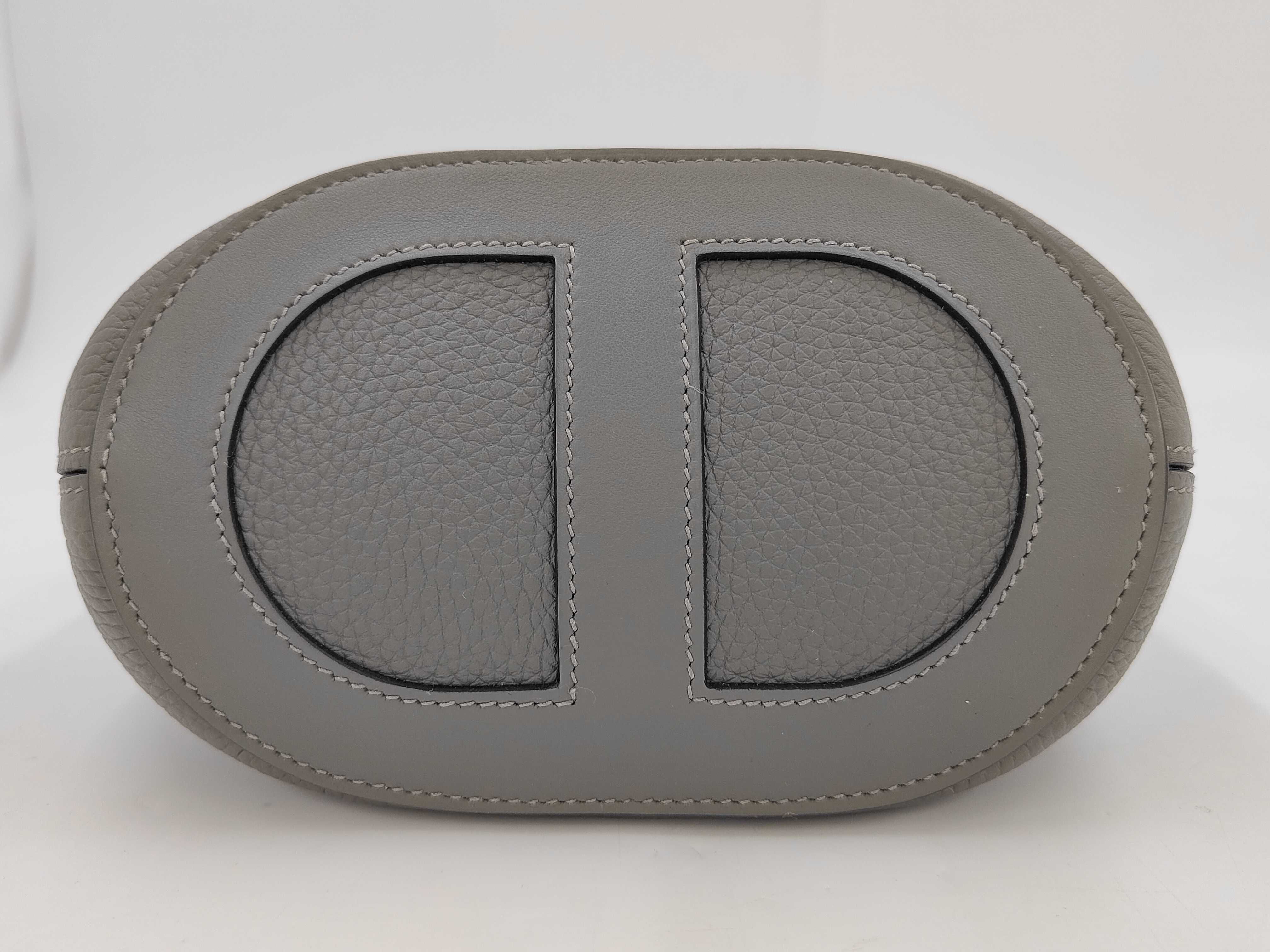 In the Loop 18 Handbag, Taurillon Clemence Leather, Grimayer Leather, Gold Hardware — view 7