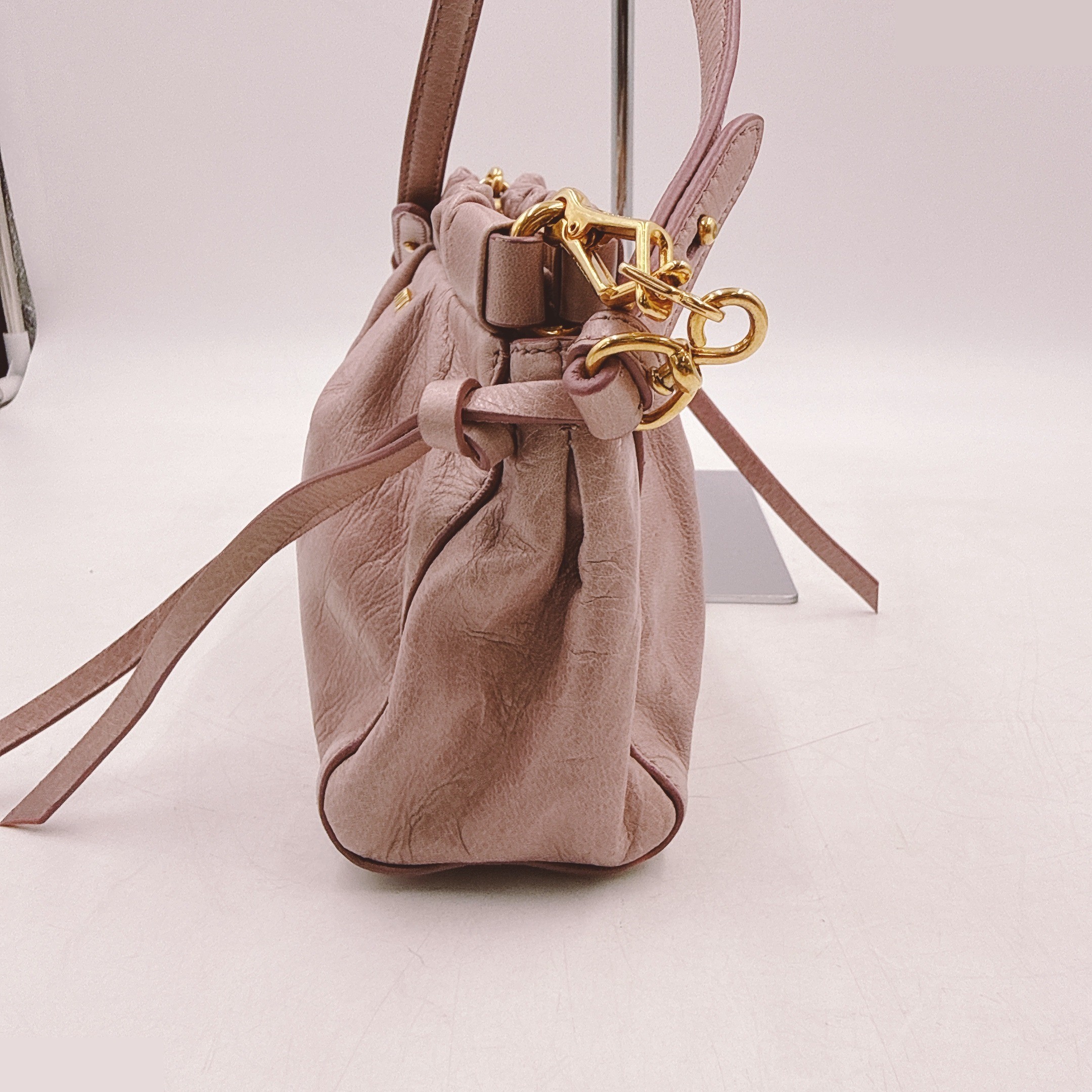 leather bag — view 3