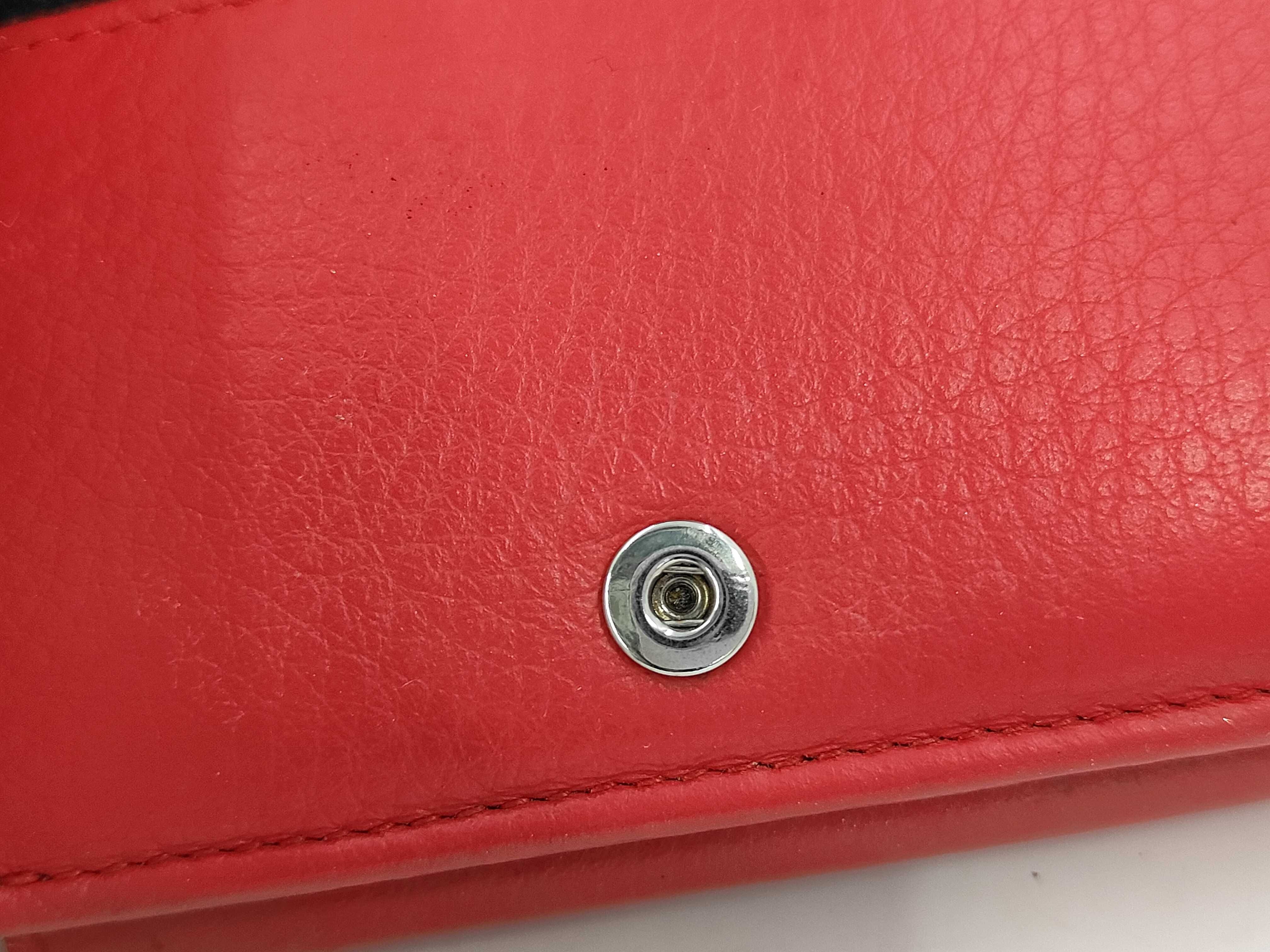Tri-fold Wallet Leather Red Wallet — view 4