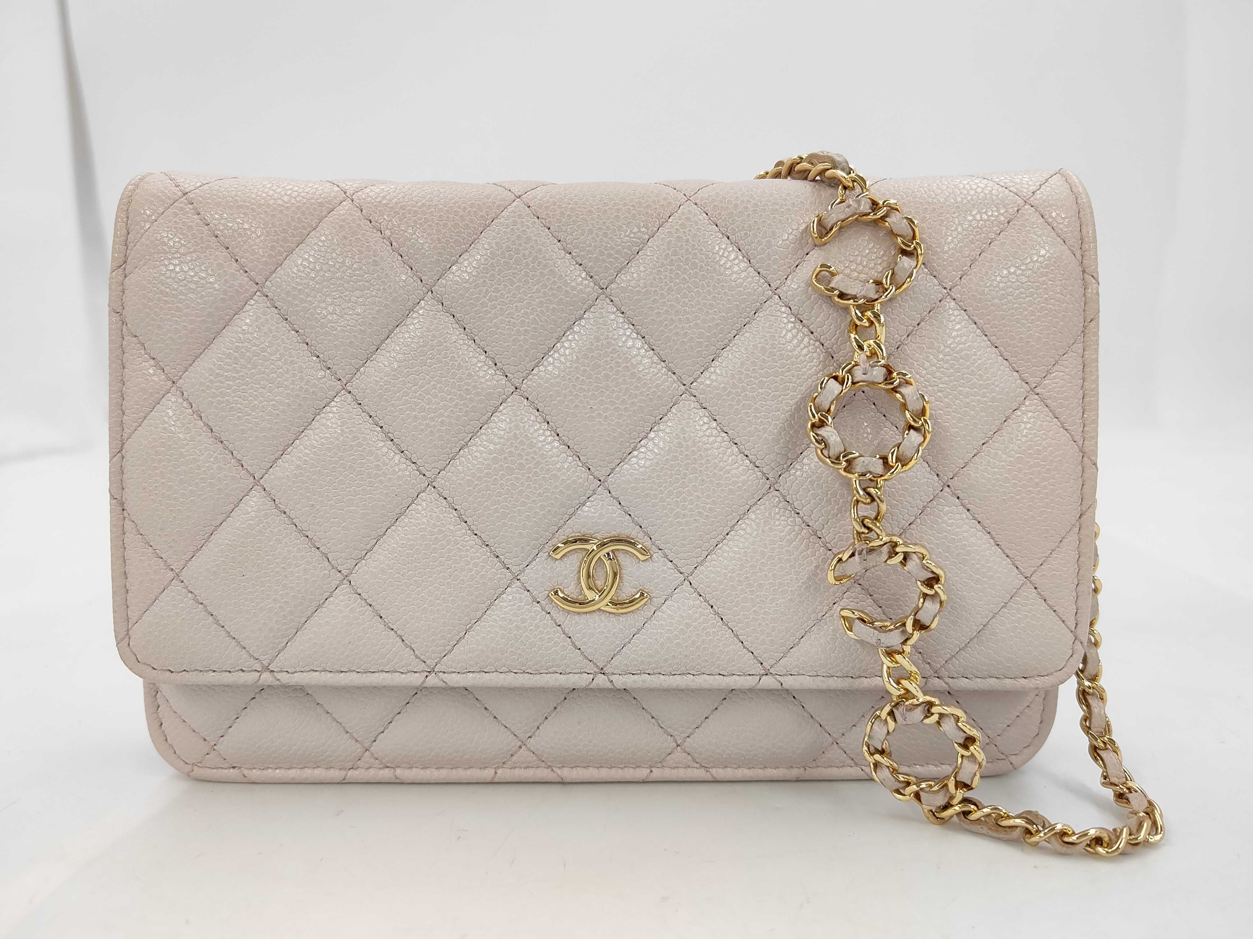 Matelassé Caviar Skin Serial Plate Chain Wallet COCO Chain Shoulder Bag
