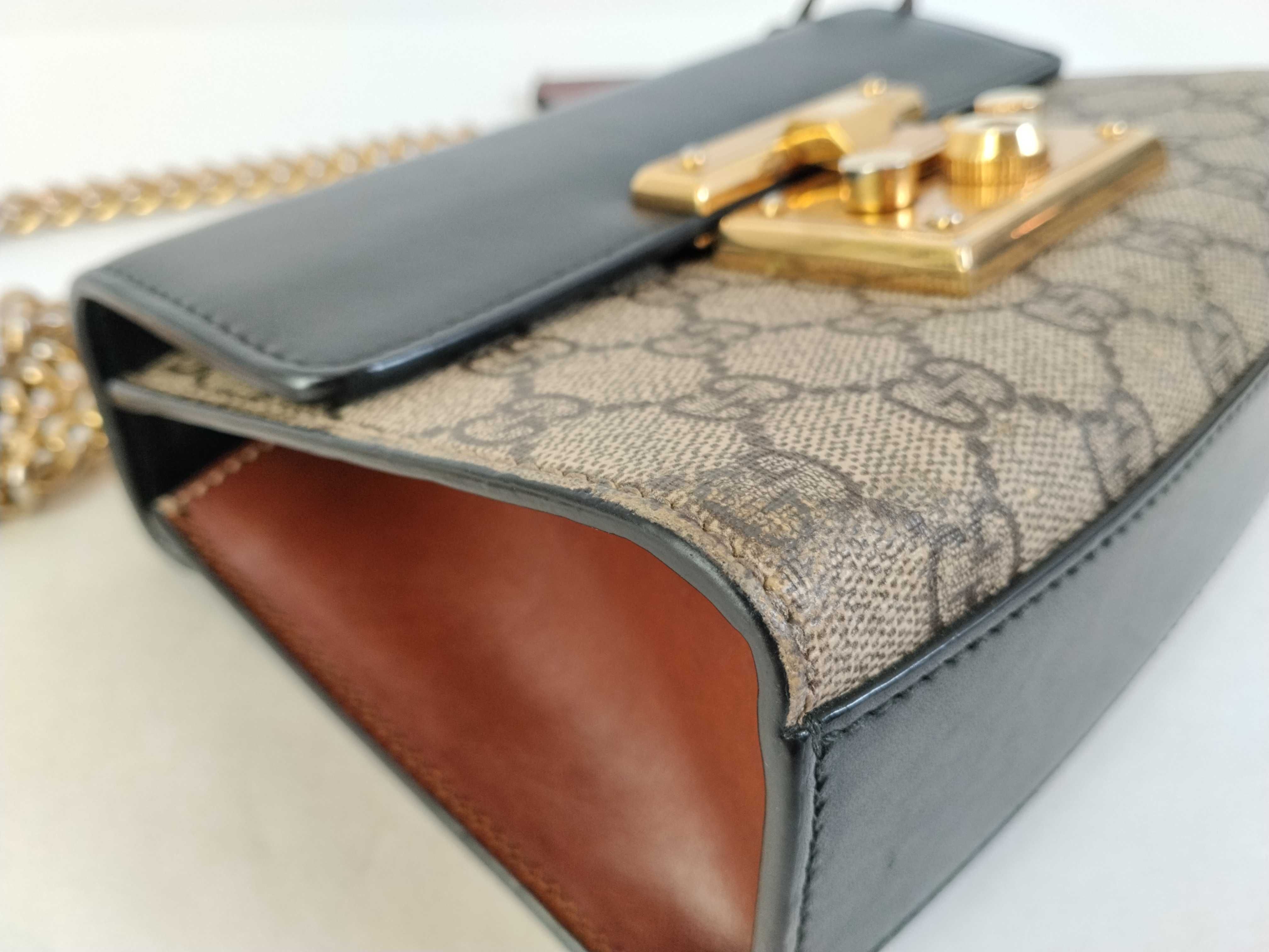 GG Supreme Padlock Chain Shoulder Bag — view 6