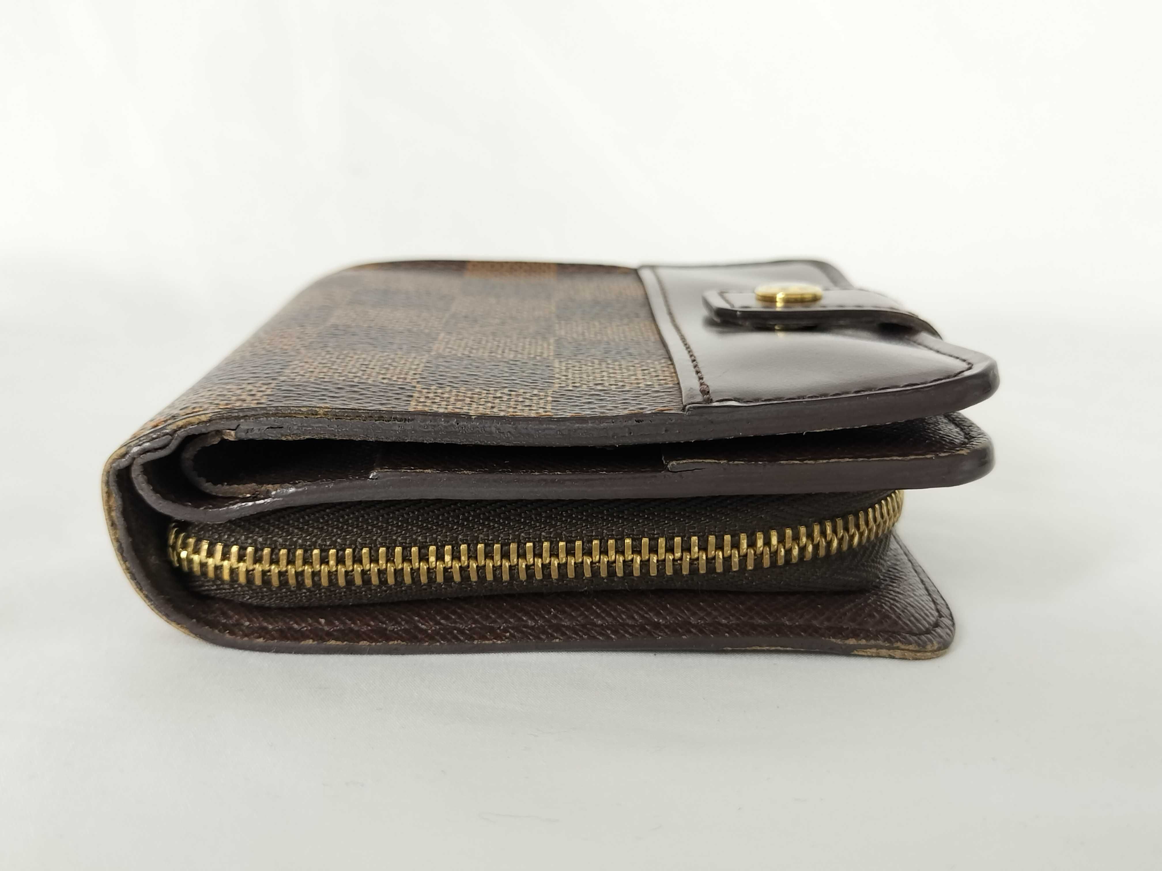 Damier Nébé Compact Zip Wallet — view 15