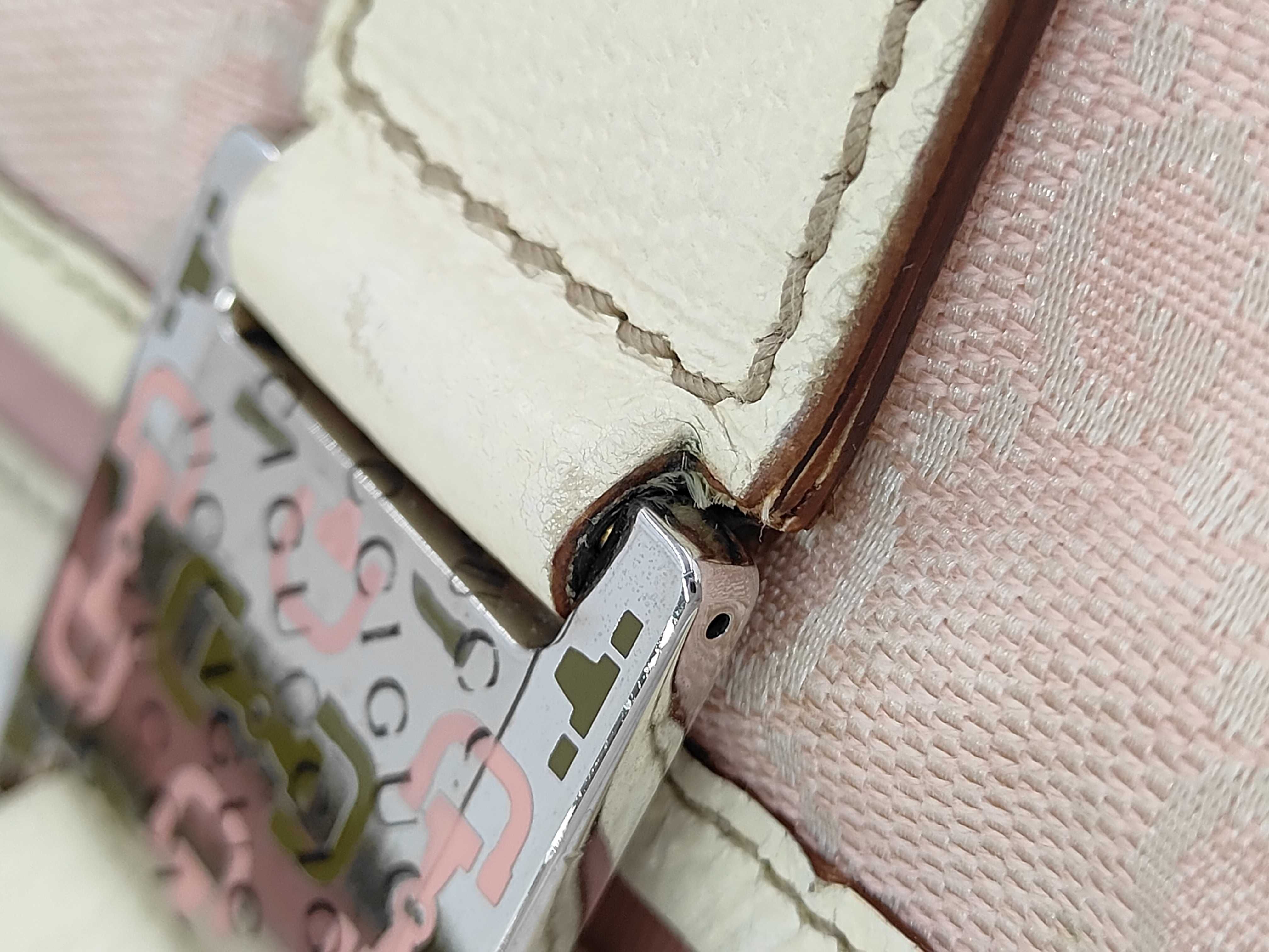 GG Canvas Pink Shoulder Bag — view 6