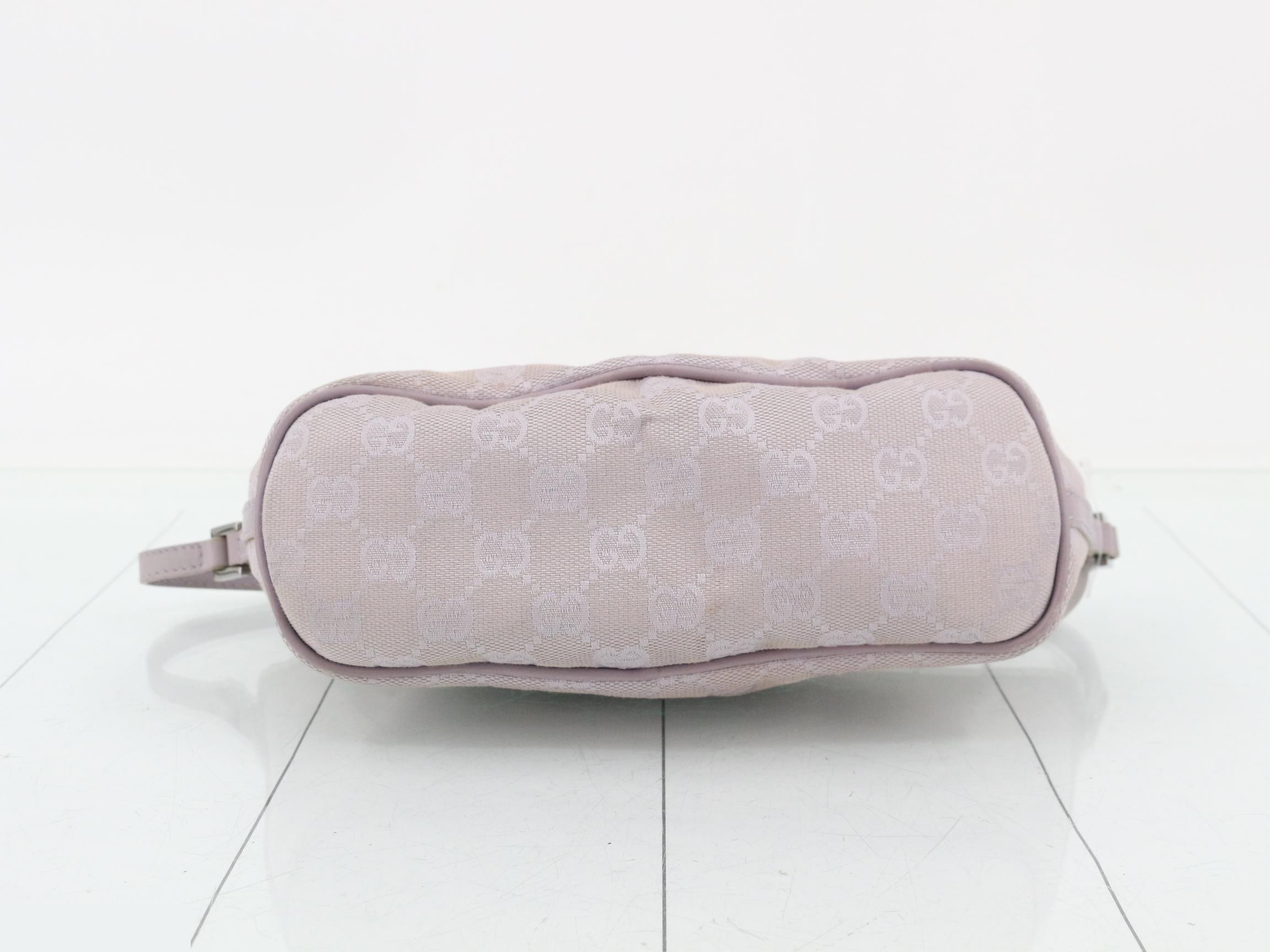 handbag — view 3