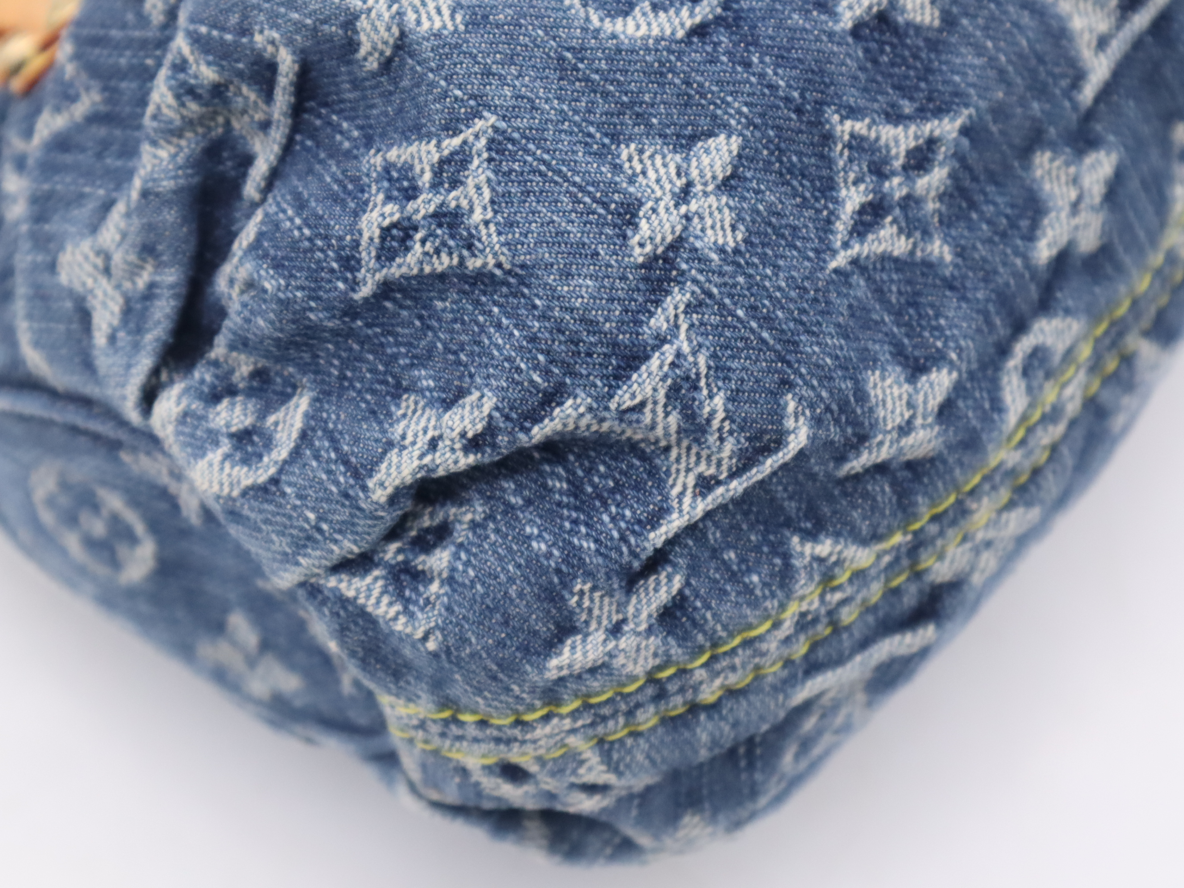 M95020 Denim Purity Blue Handbag — view 10