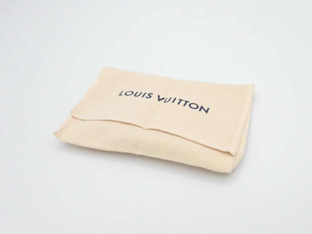 LV Bloom, wrist circumference approximately 20.5 cm — view 4