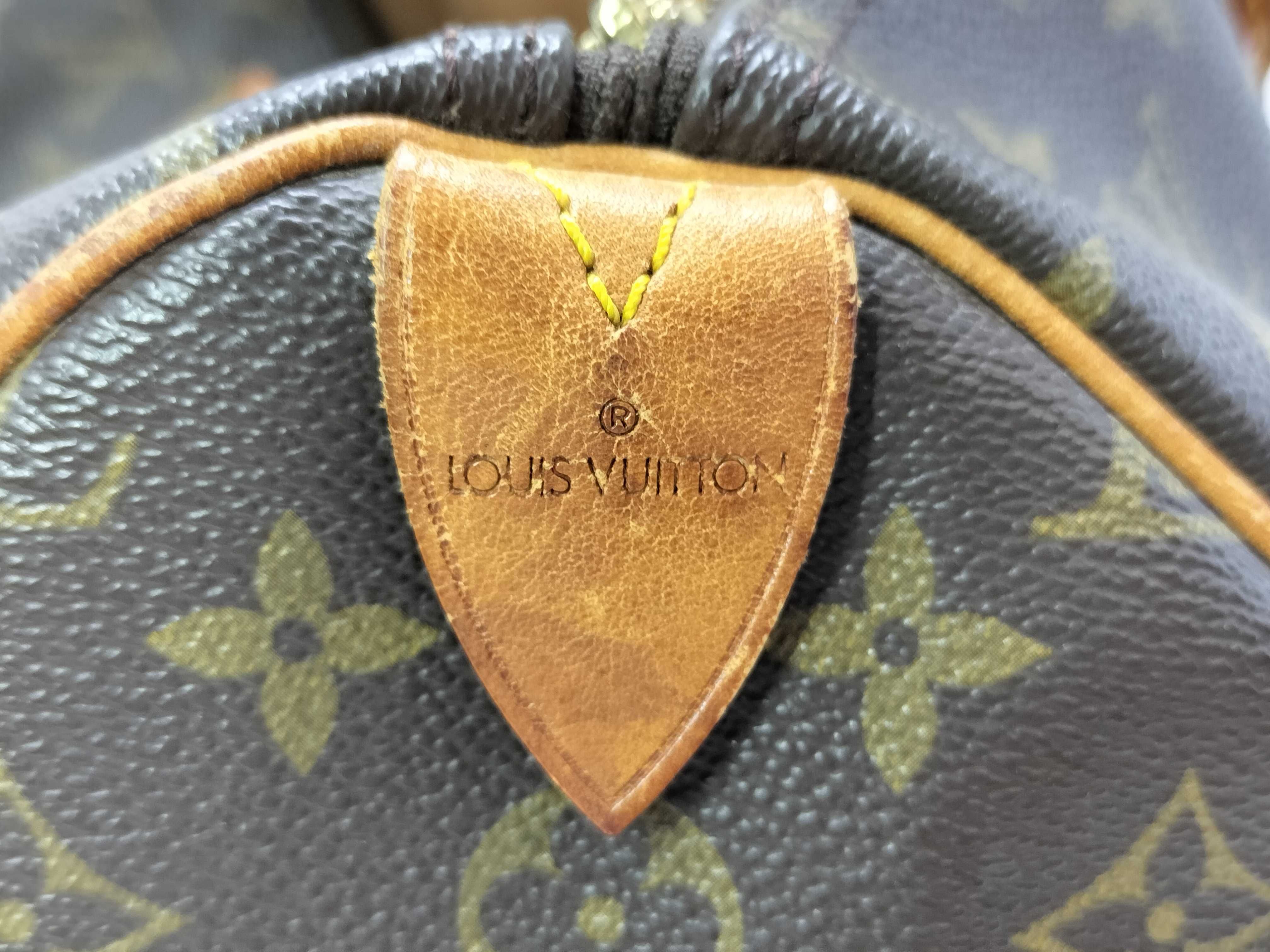 Monogram Louis Vuitton Speedy 35 Handbag — view 9