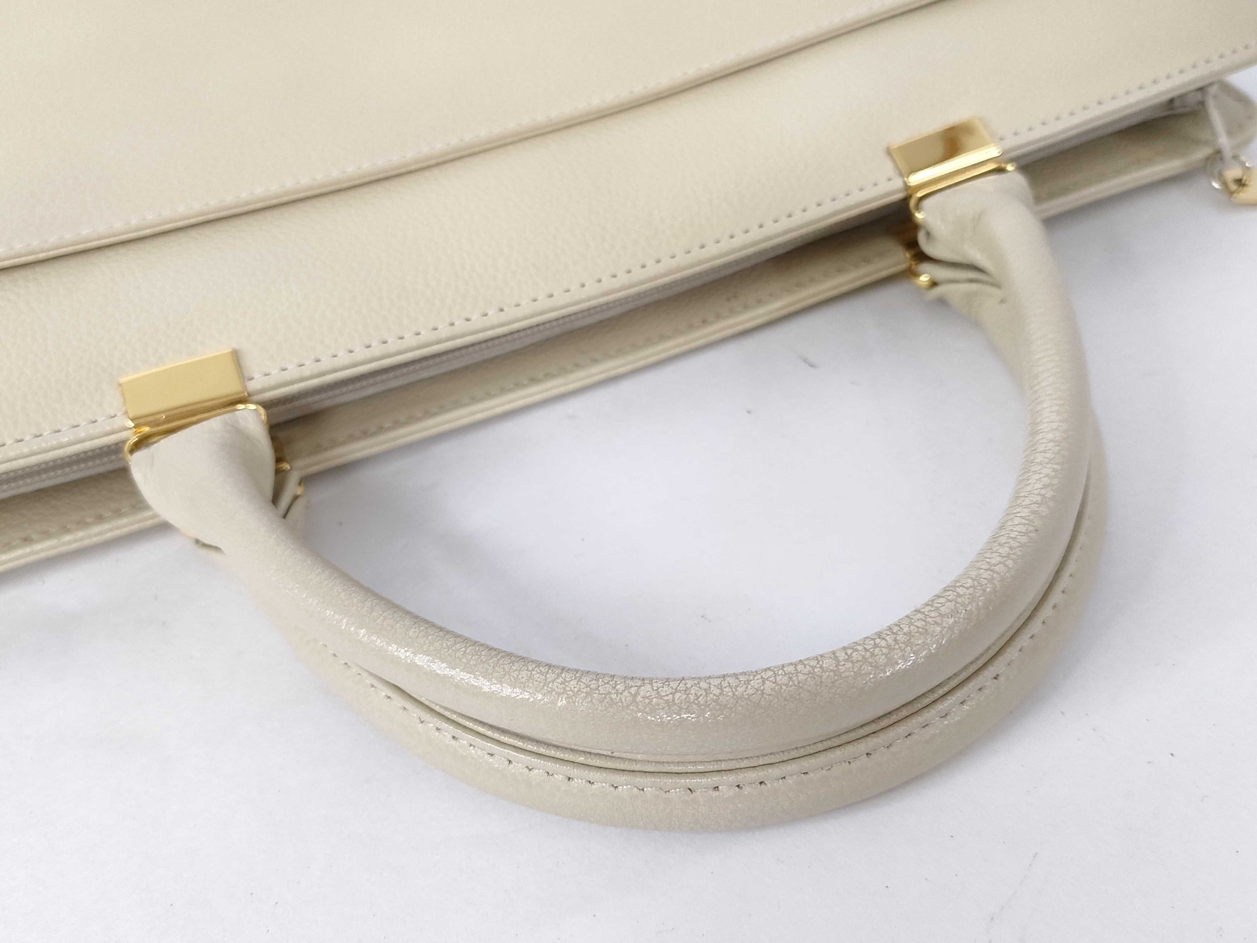 (YSL) leather handbag — view 3