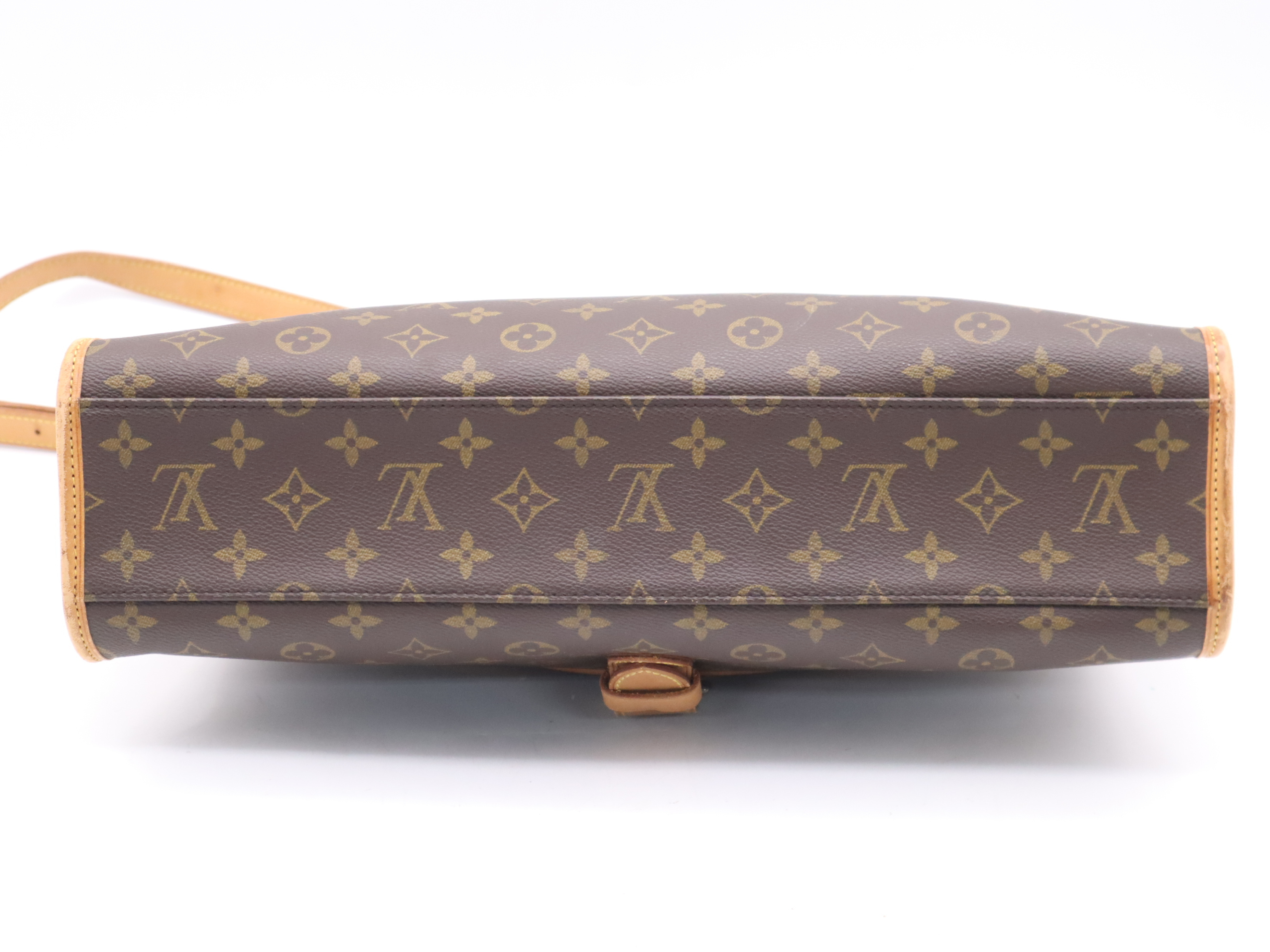 M51121 Monogram Beverly Business Bag with Shoulder Strap — view 4