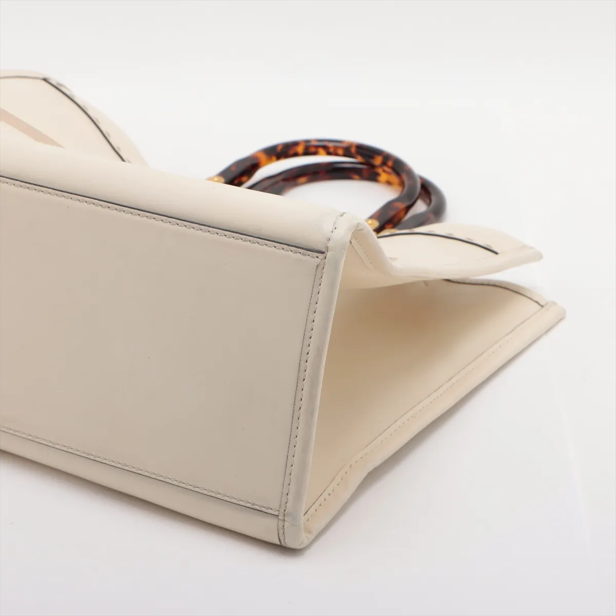 Sunshine Medium Leather 2WAY Handbag White 8BH386 — view 3