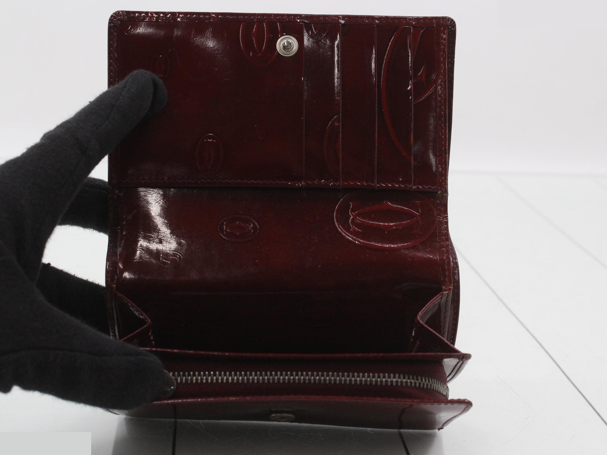 Other lines: Bags and Wallets — view 4