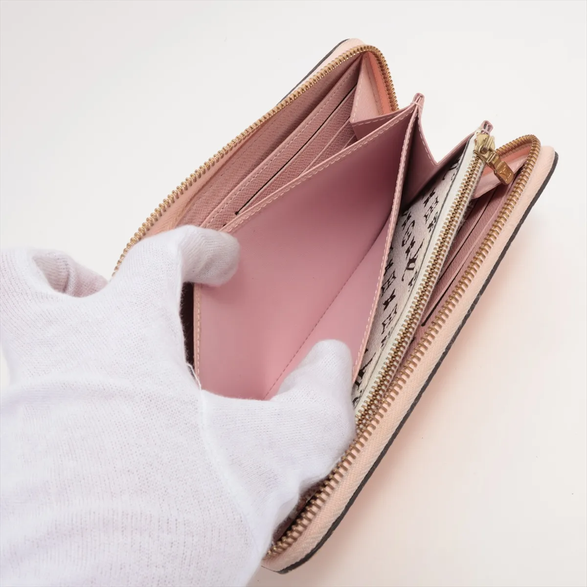 Monogram Giant Zippy Wallet M67550 GI1199 Red x Pink Round Zip Wallet — view 6