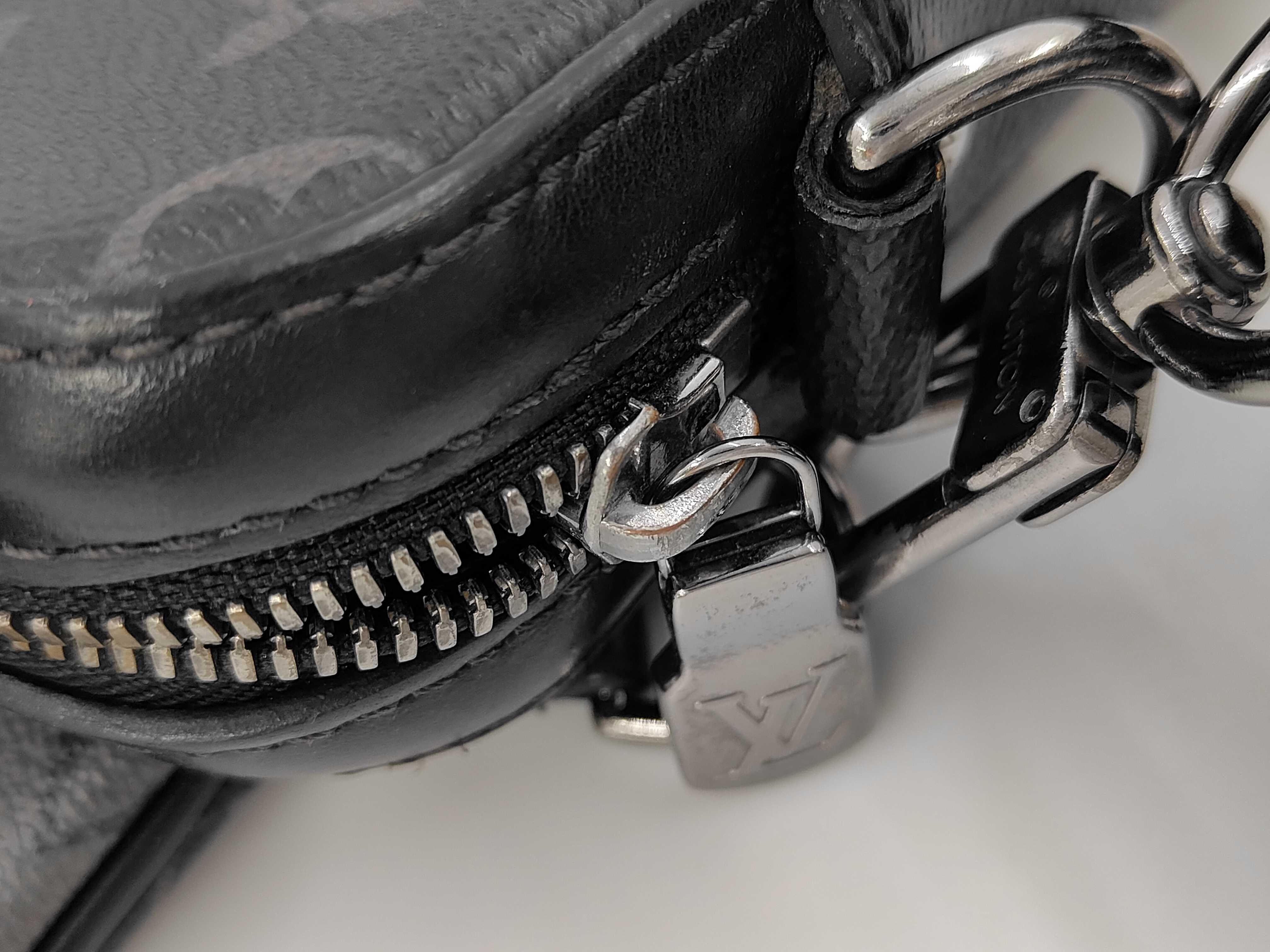 Monogram LV Trio Messenger Monogram Eclipse M69443 Black TJ5210 (with IC) Shoulder Bag — view 11