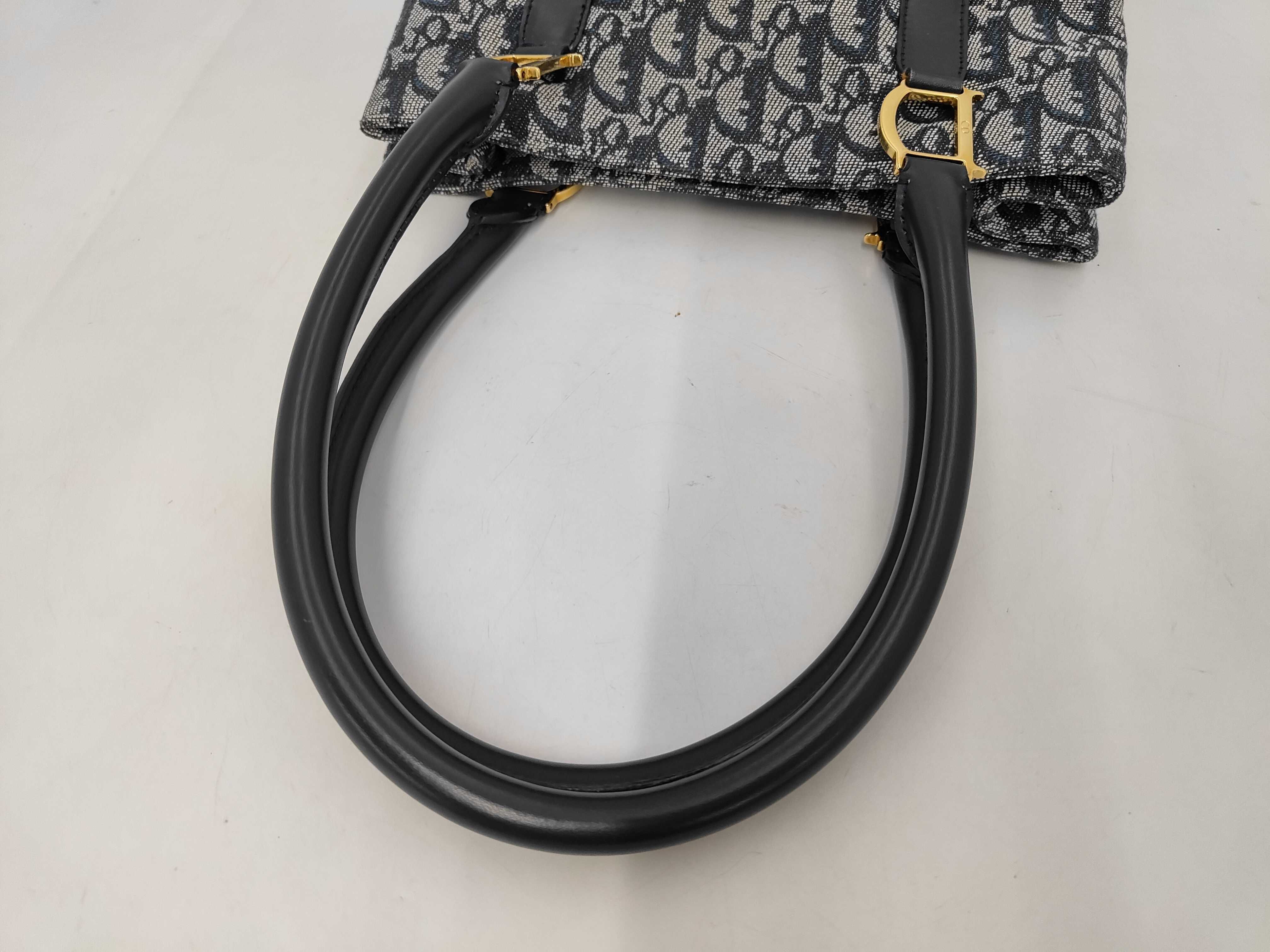 Trotter Christian Trotter handbag, navy. — view 5
