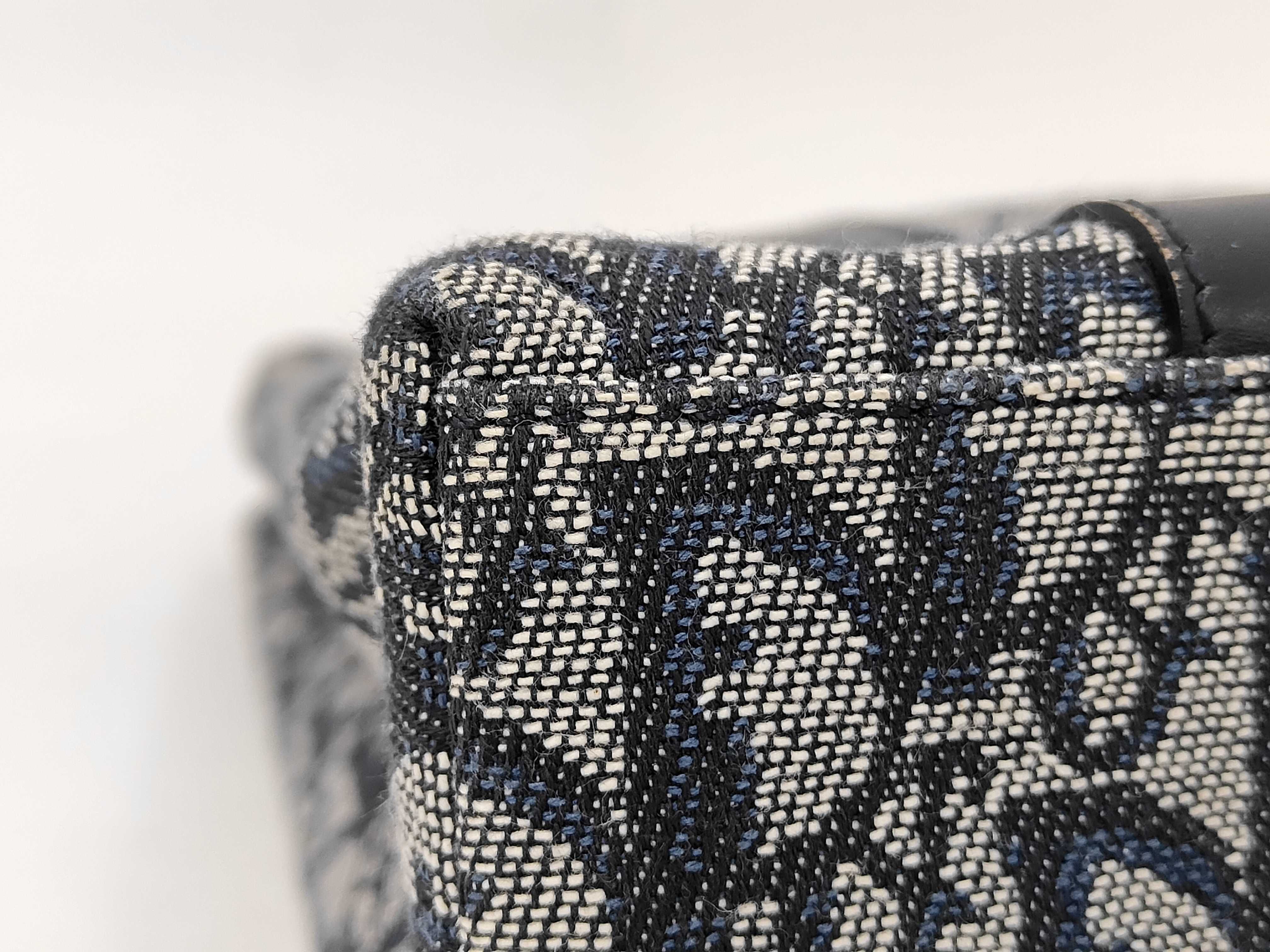 Trotter Christian Trotter handbag, navy. — view 7