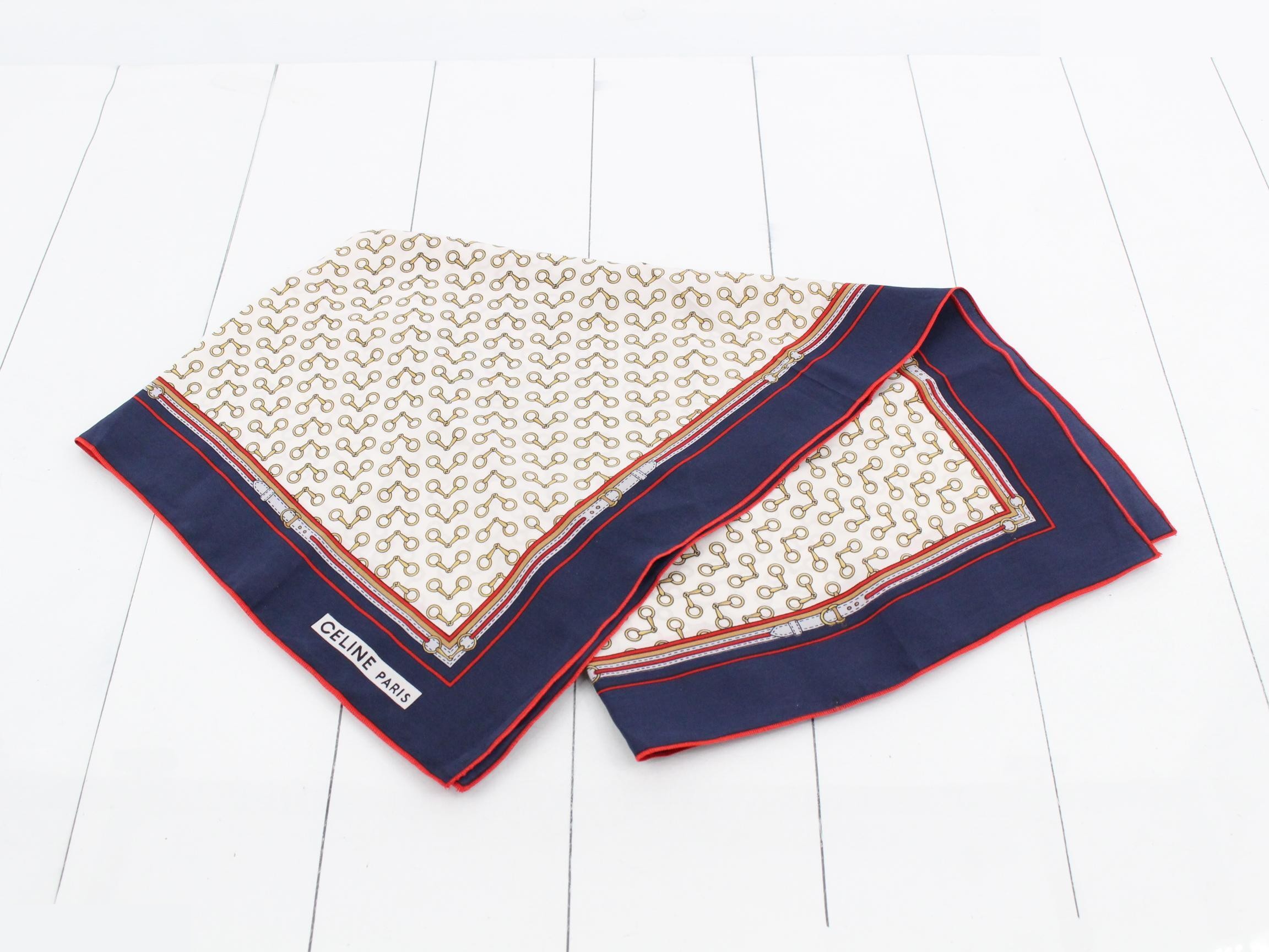 scarf — view 2