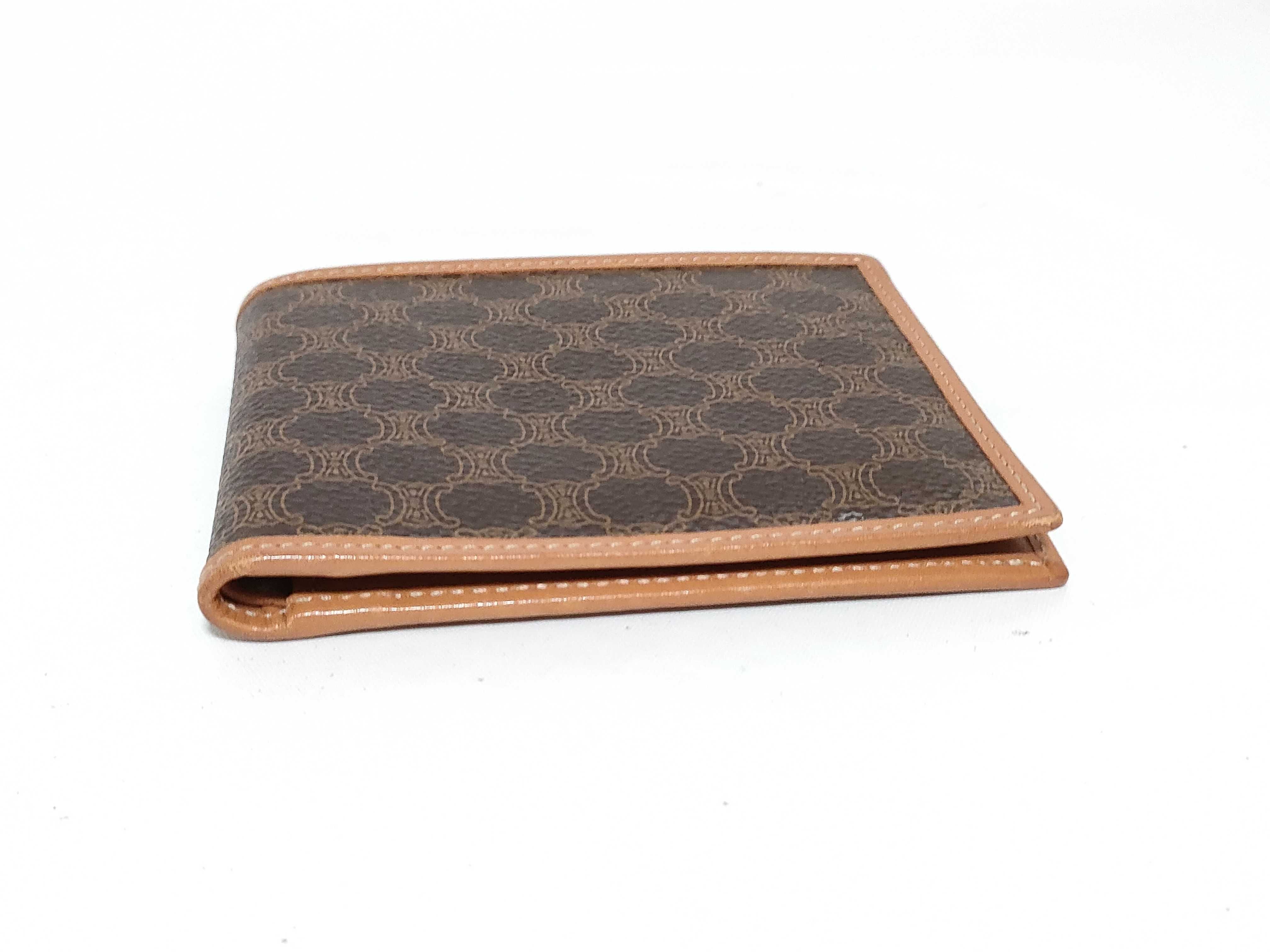 wallet — view 3