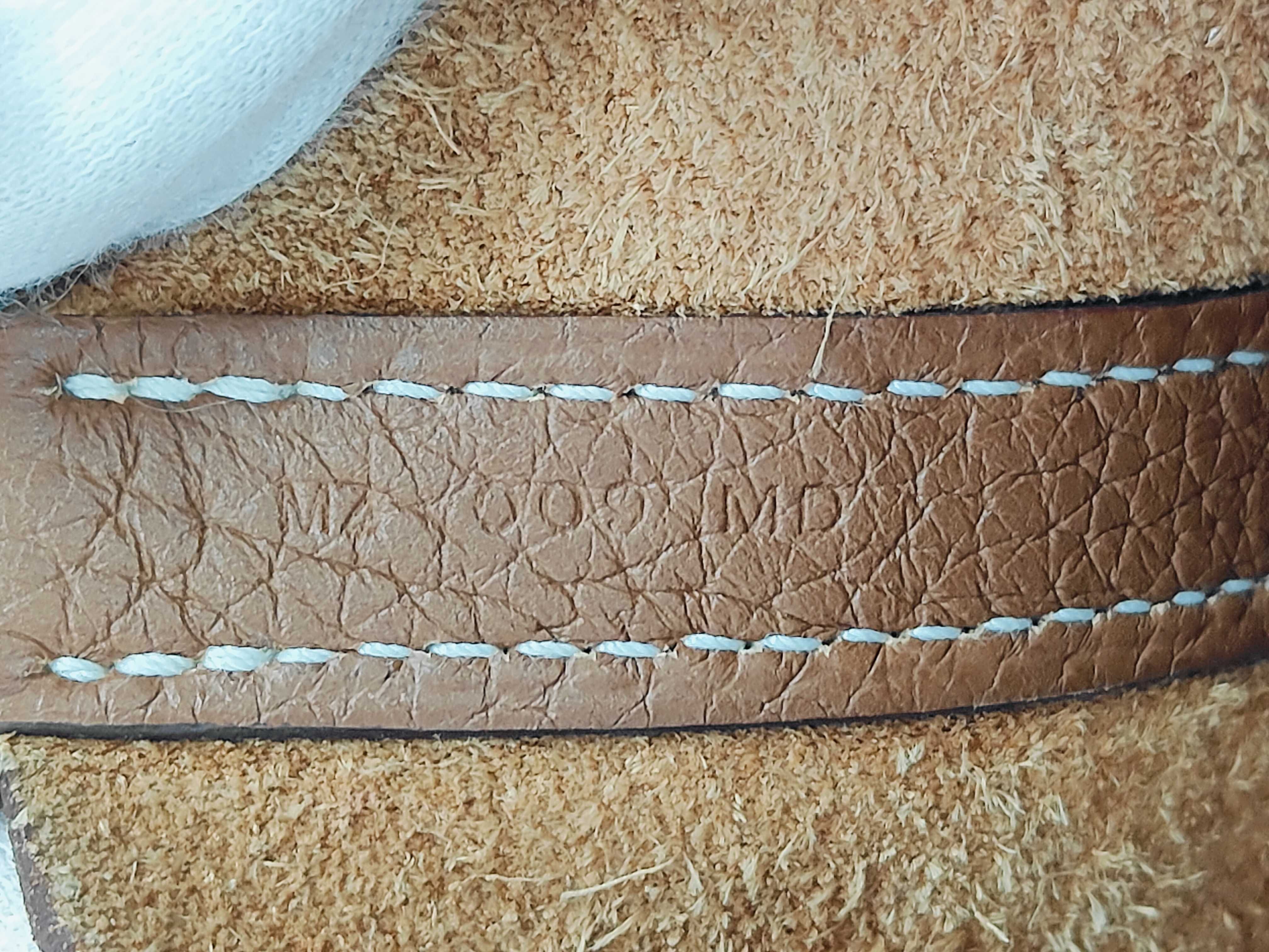Picotin Lock PM Taurillon Leather Gold Y Stamp Silver Handbag — view 10