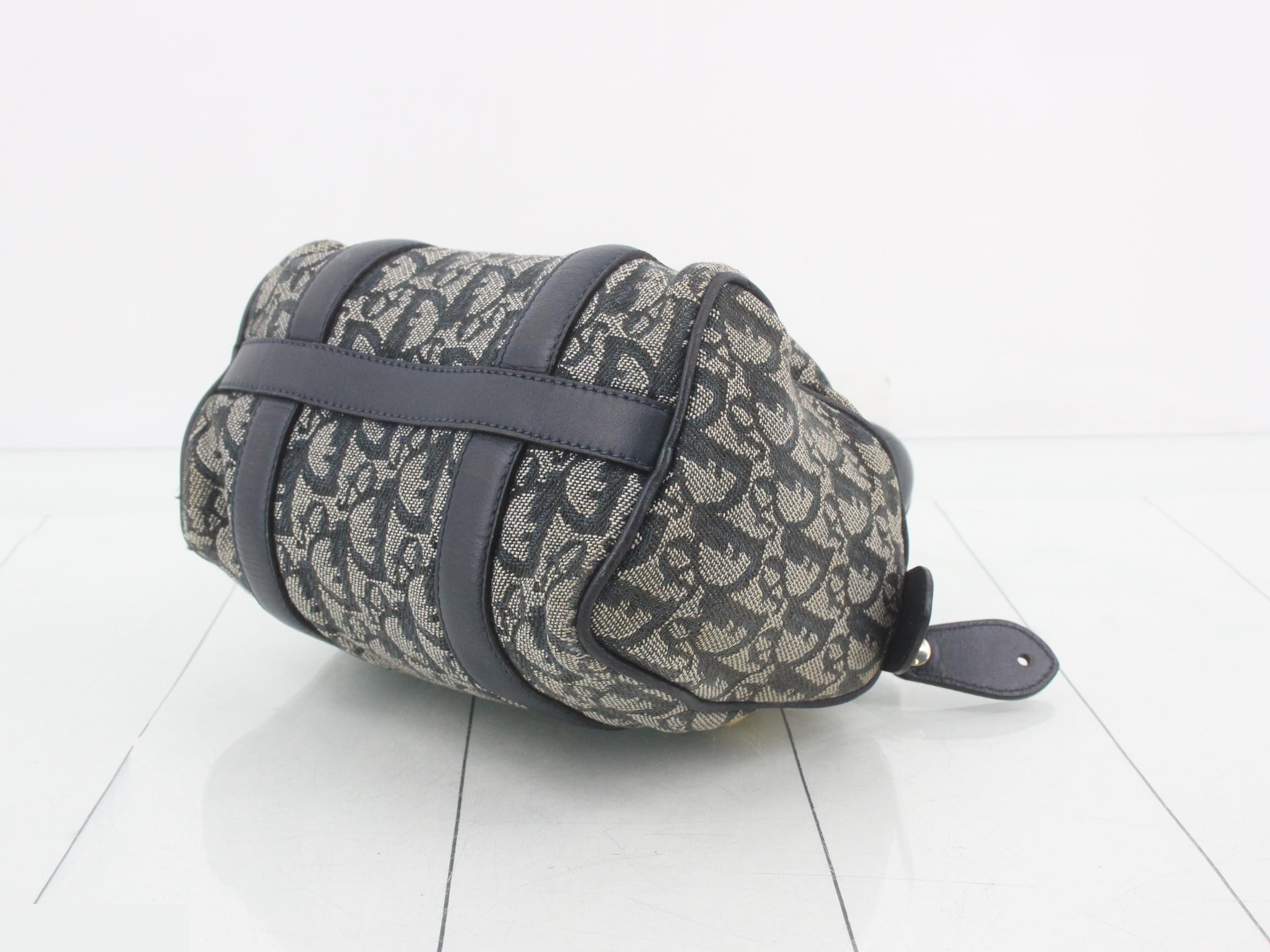 Trotter (bag) - Handbag - Navy — view 6