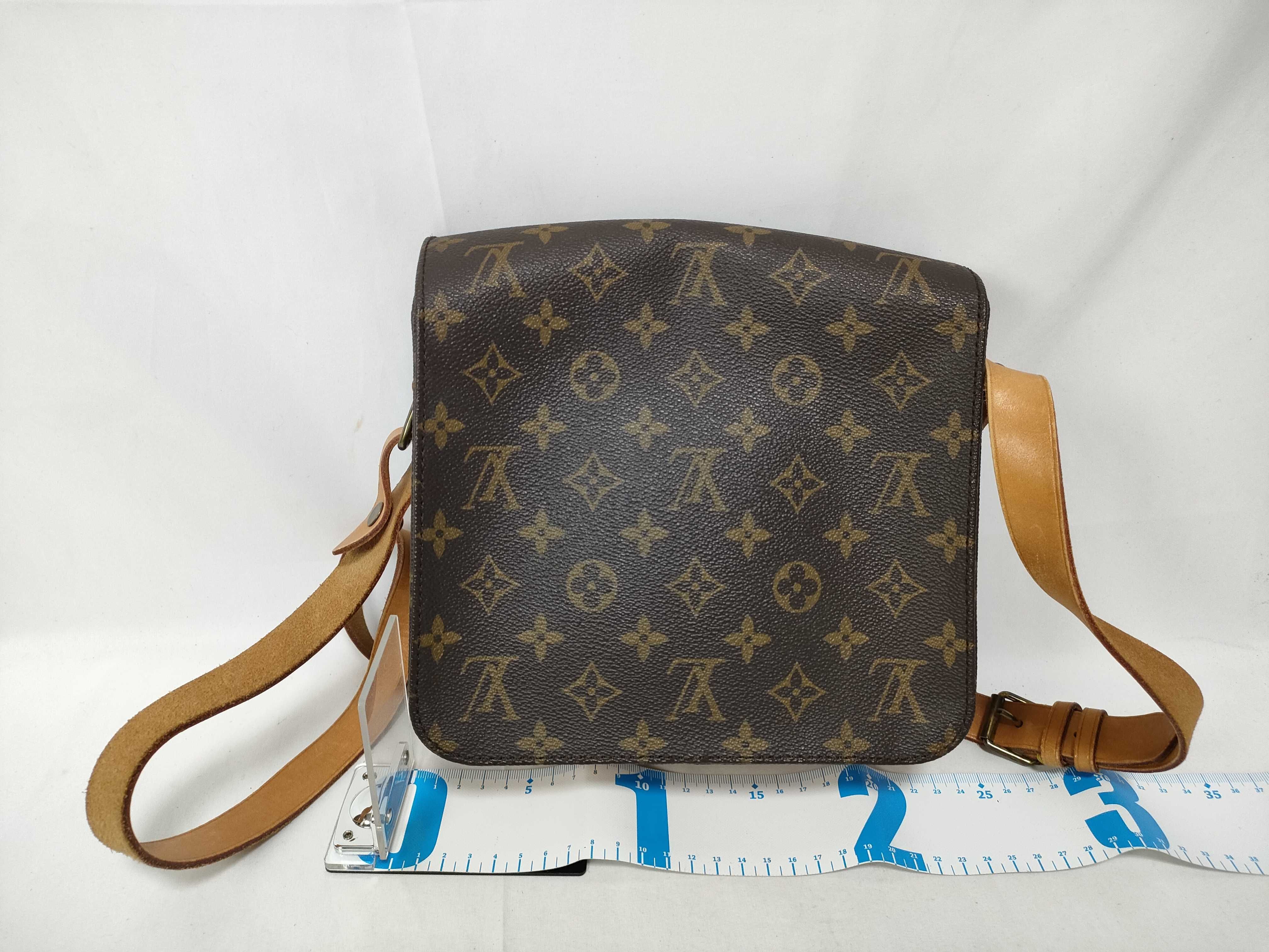 Monogram Louis Vuitton Monogram M51253 Cartouchiere MM 862 Shoulder Bag — view 2