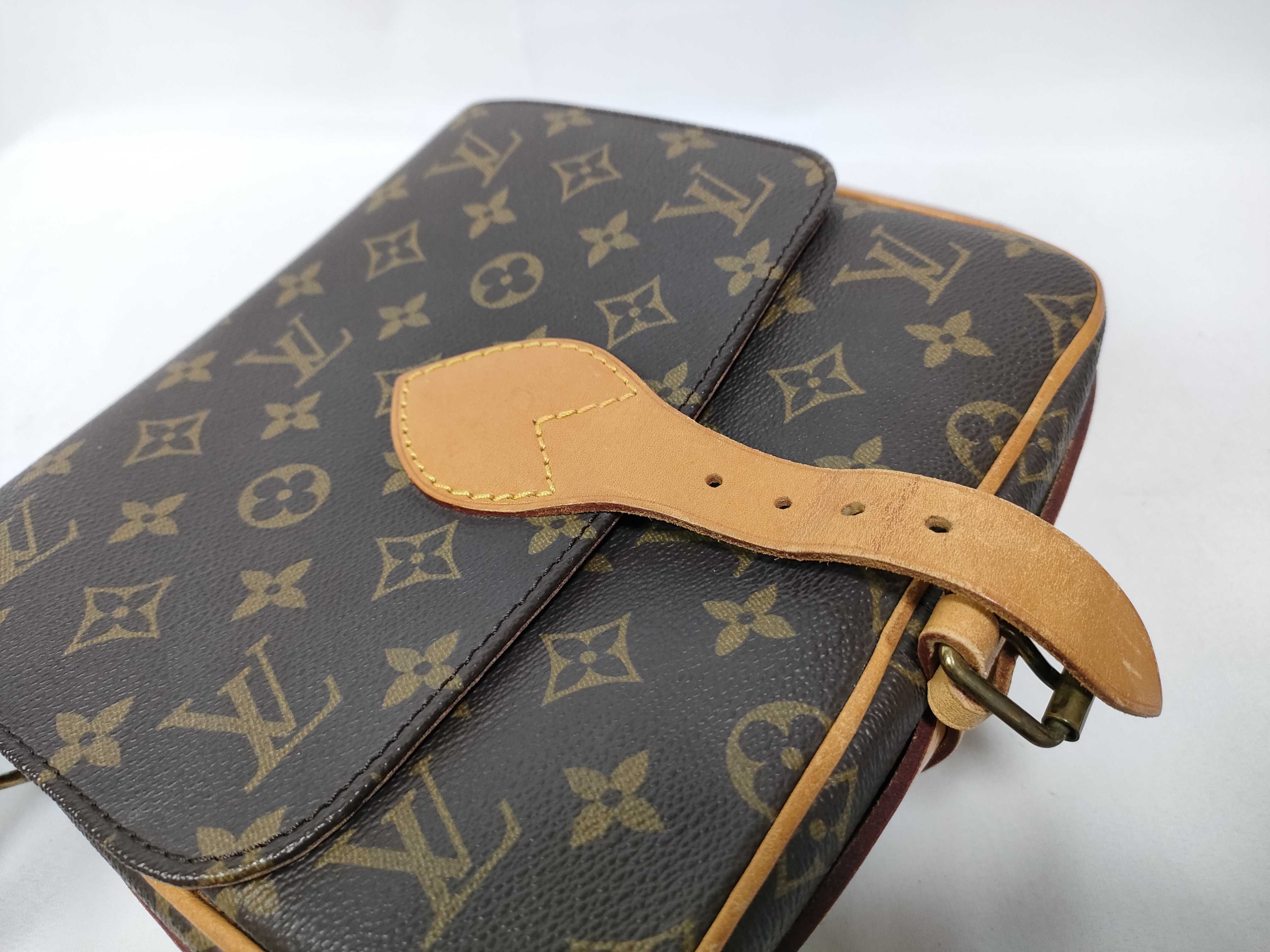 Monogram Louis Vuitton Monogram M51253 Cartouchiere MM 862 Shoulder Bag — view 11