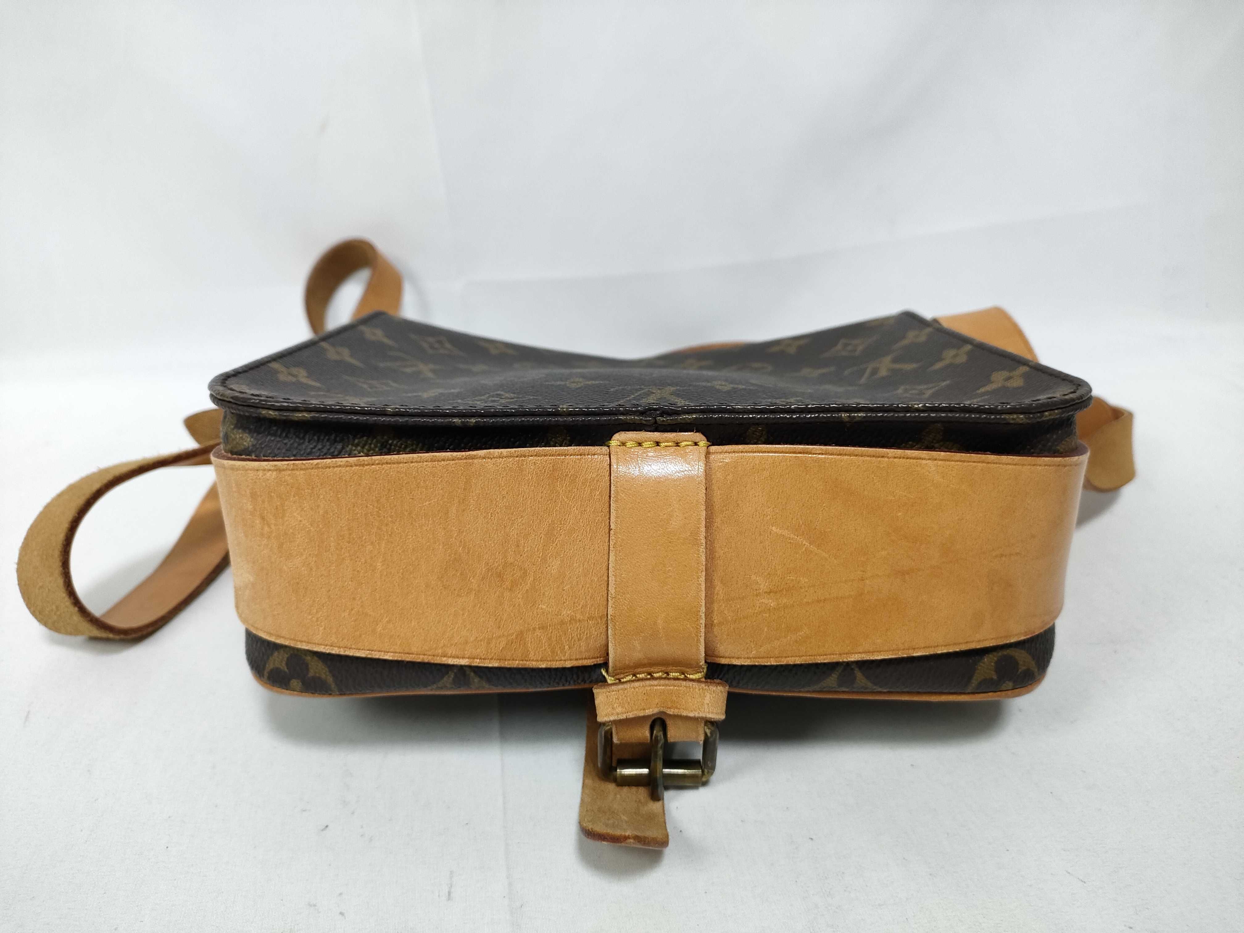 Monogram Louis Vuitton Monogram M51253 Cartouchiere MM 862 Shoulder Bag — view 3