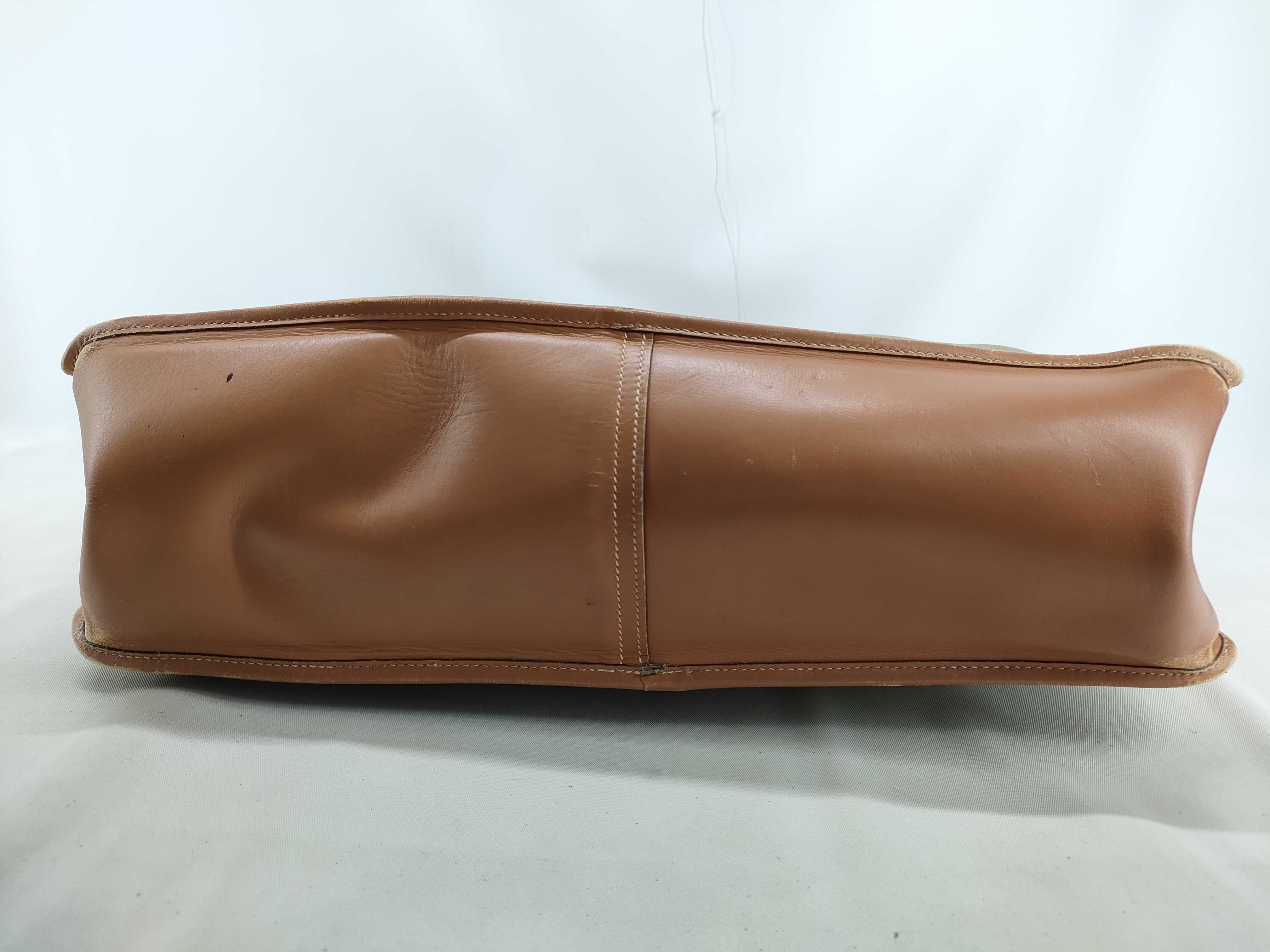handbag — view 3