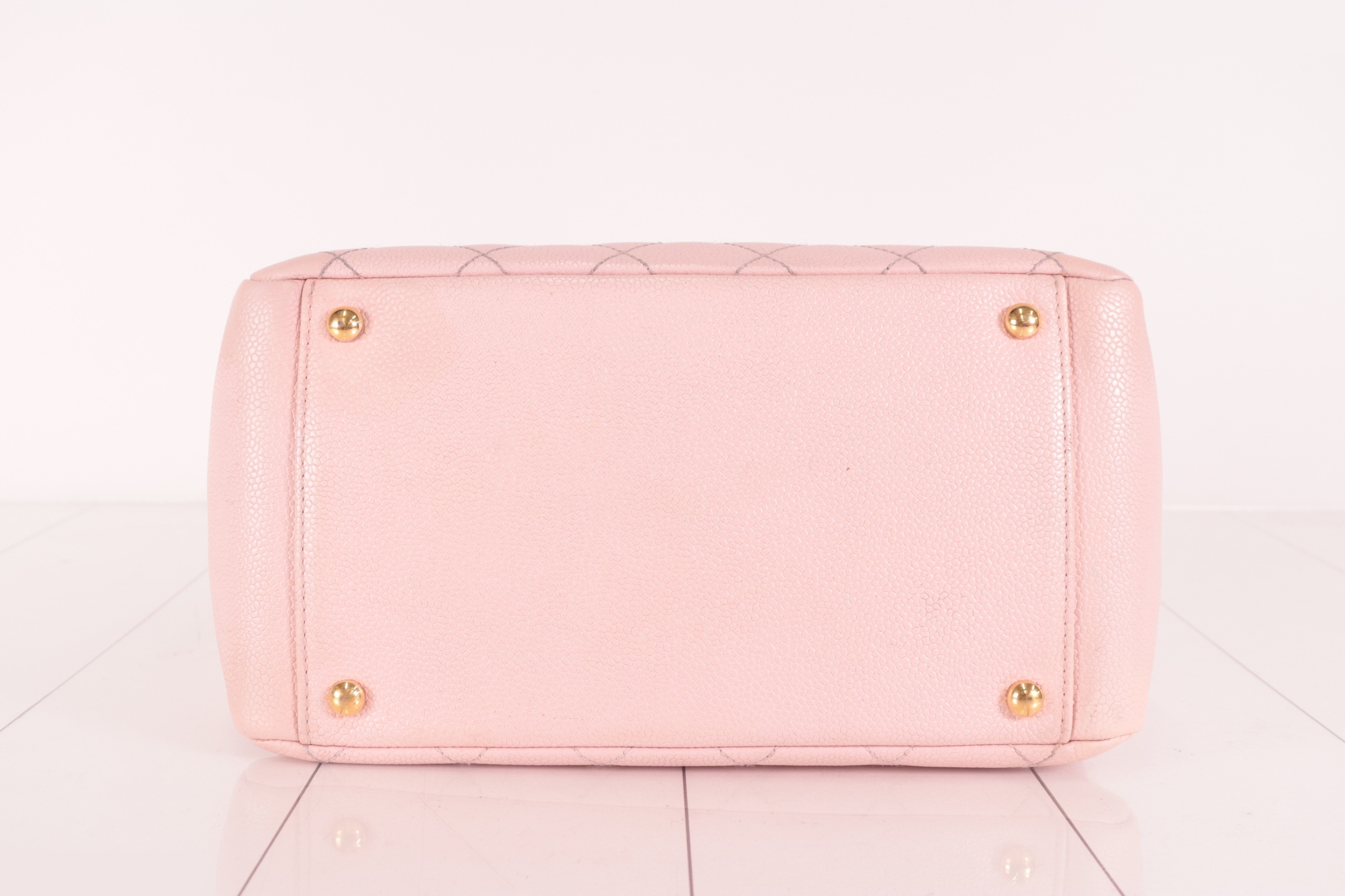 Caviar PTT Chain Tote, Pink, No. 7 — view 7